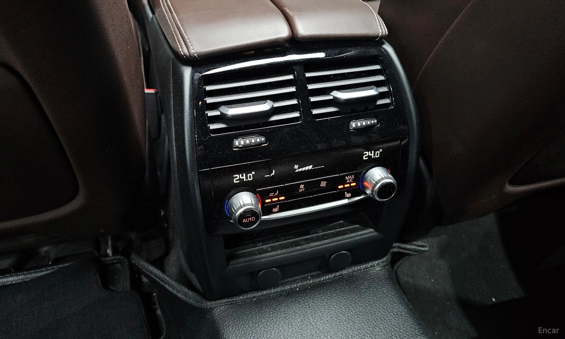 BMW 5 Series (G30) превью 18