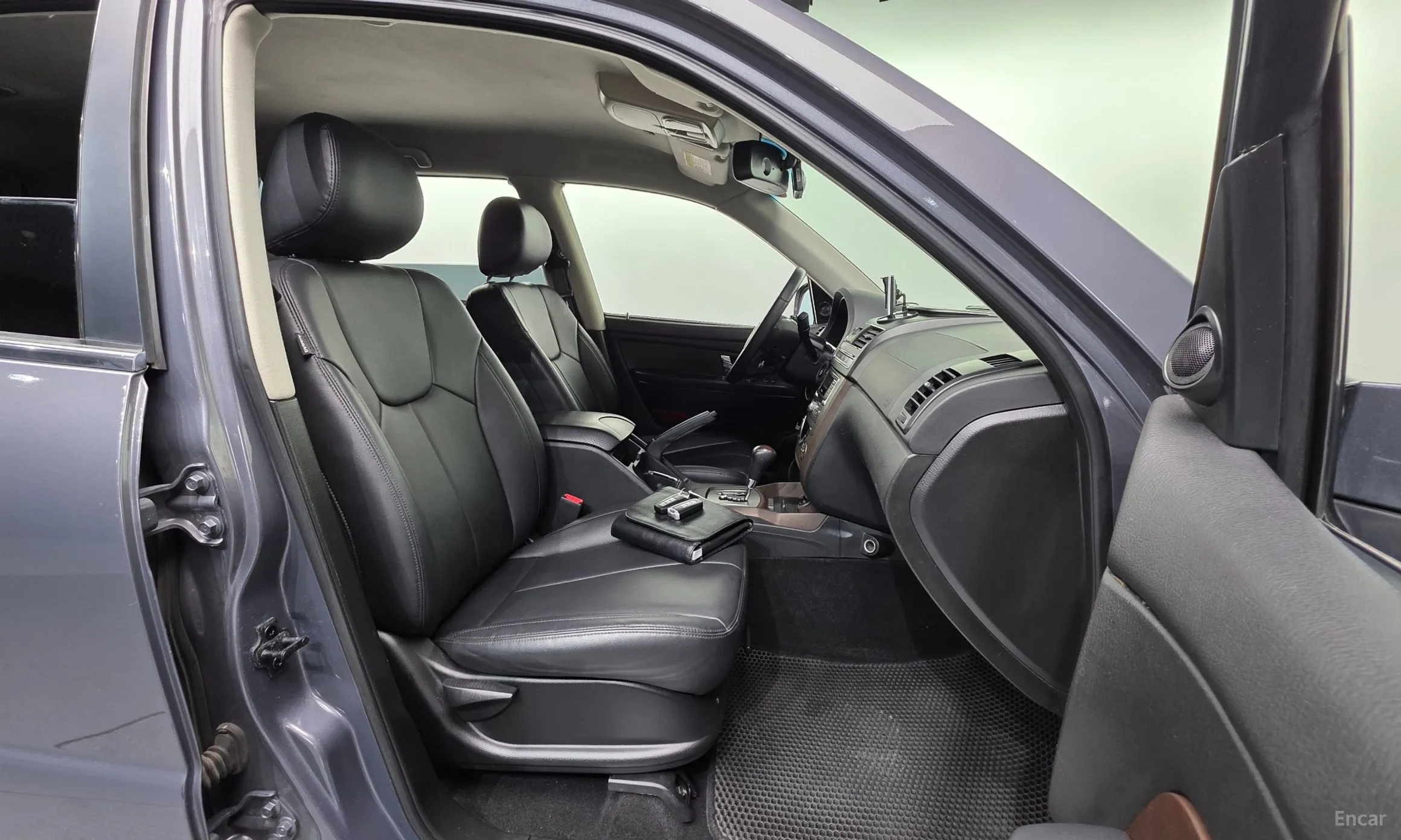 KG Mobility (SsangYong) Rexton W превью 10