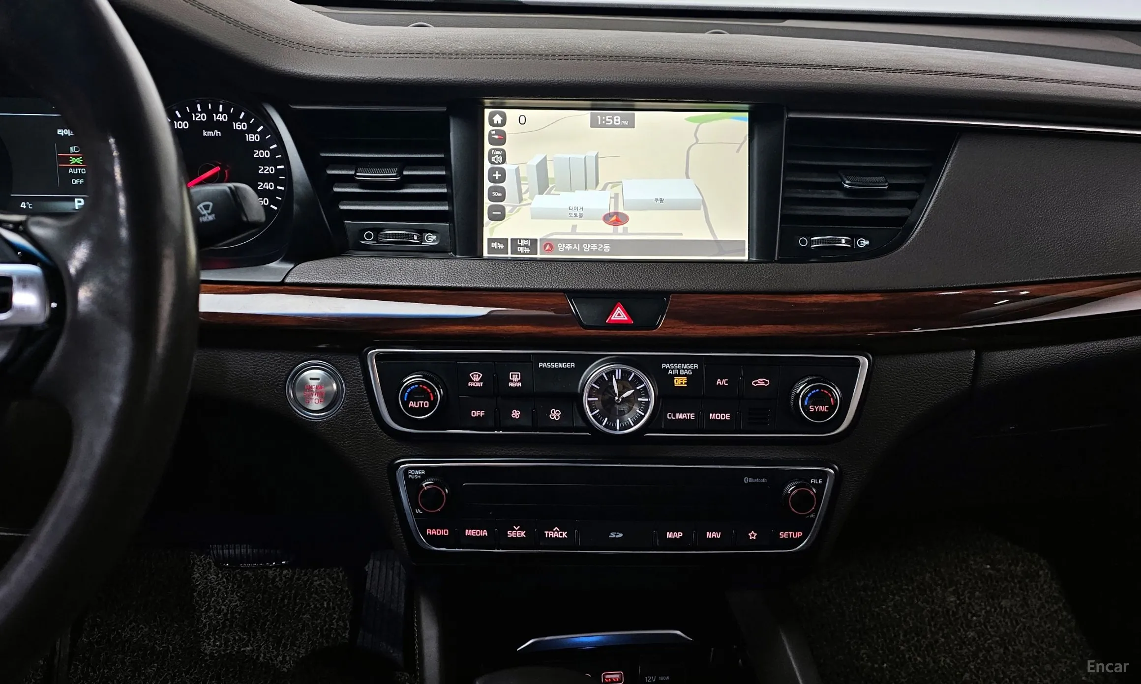 Kia K7 превью 15
