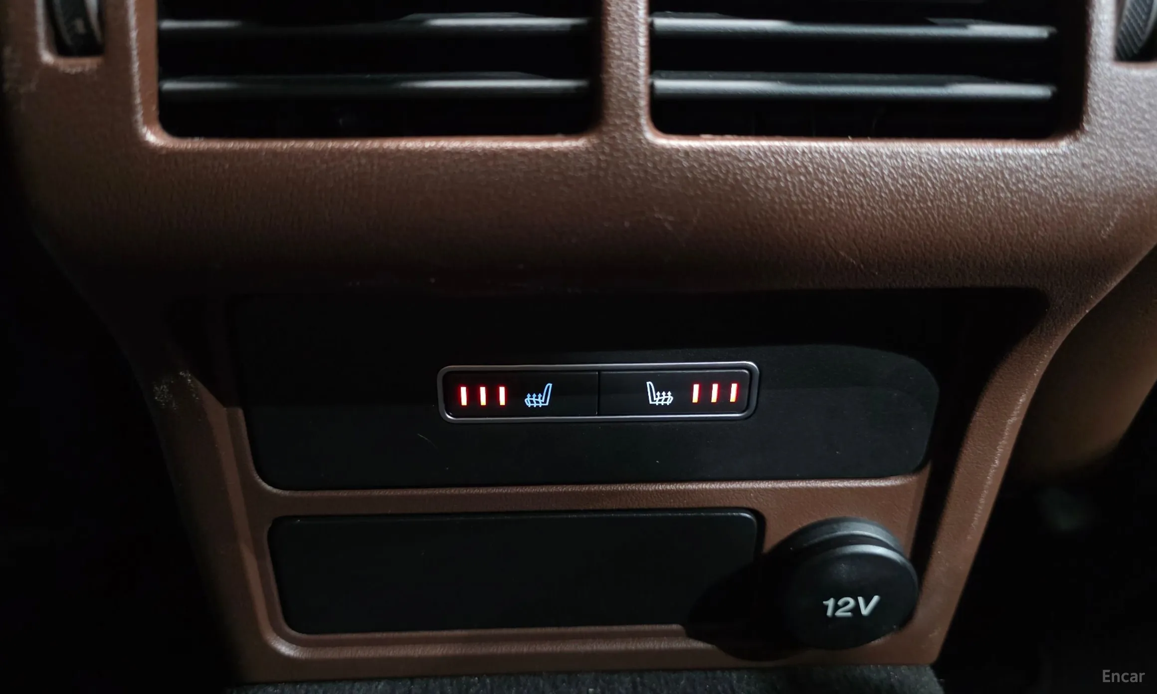 Jaguar XE превью 17