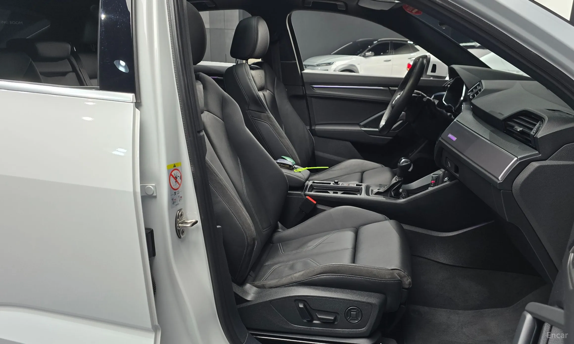 Audi Q3 (F3) превью 10