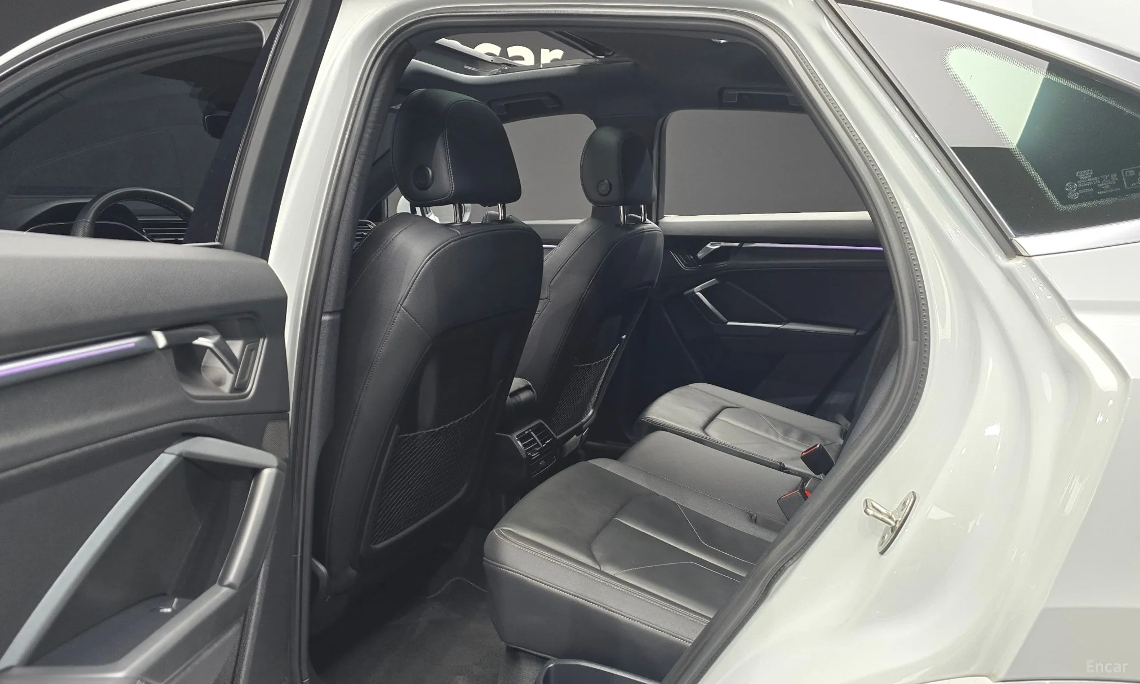 Audi Q3 (F3) превью 12