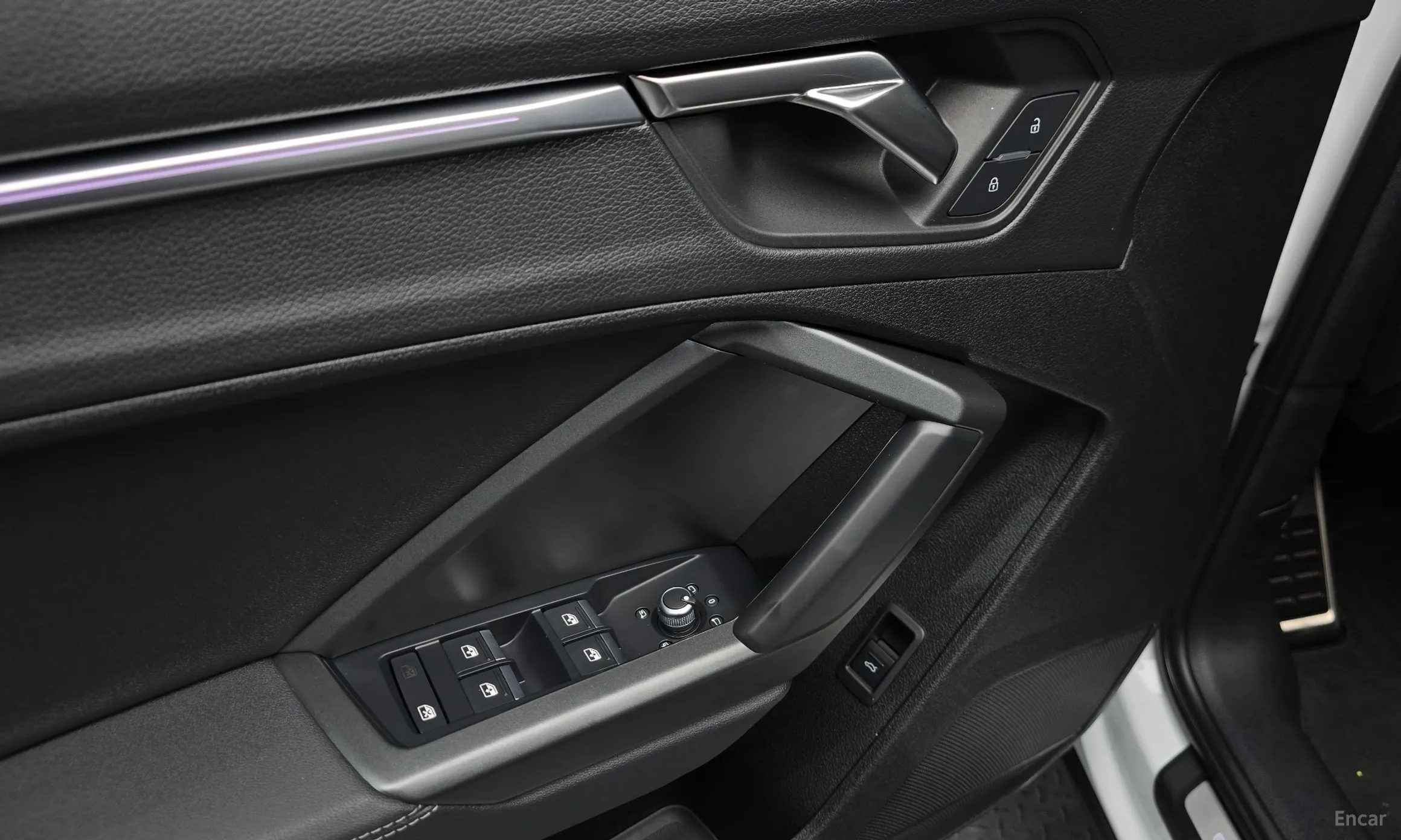 Audi Q3 (F3) превью 17