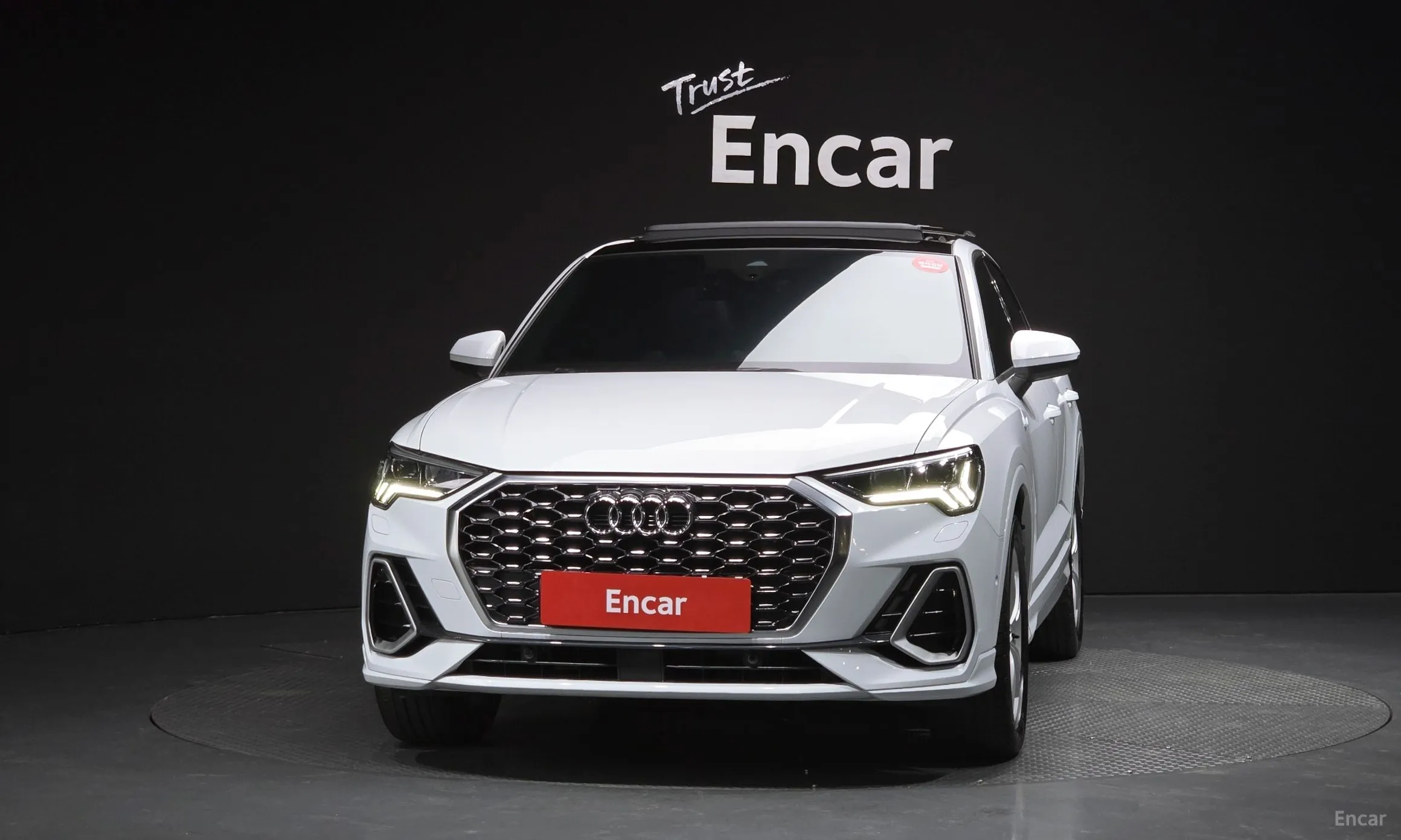 Audi Q3 (F3) превью 3