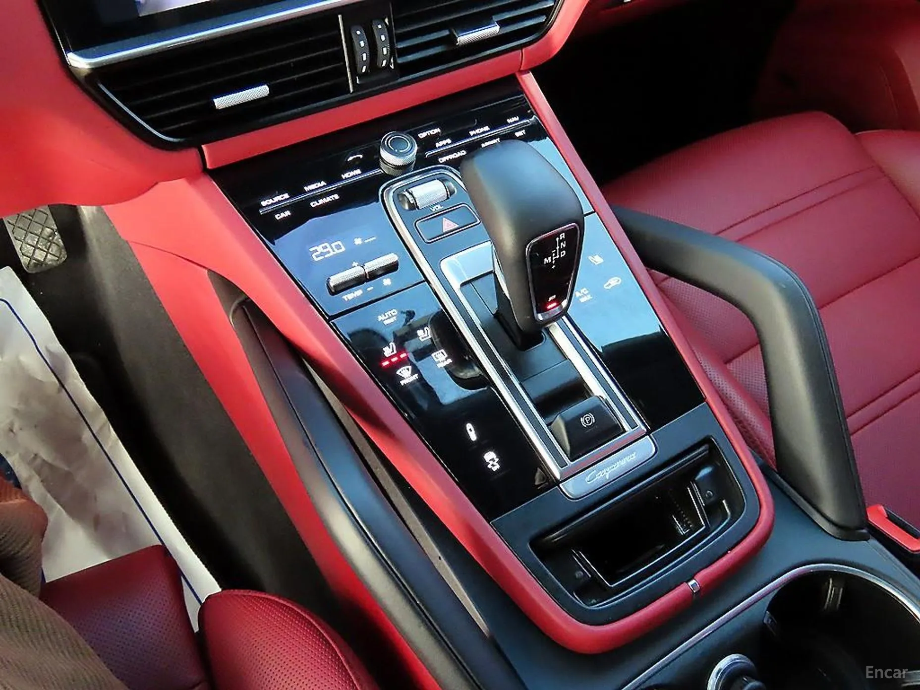 Porsche Cayenne (PO536) превью 11