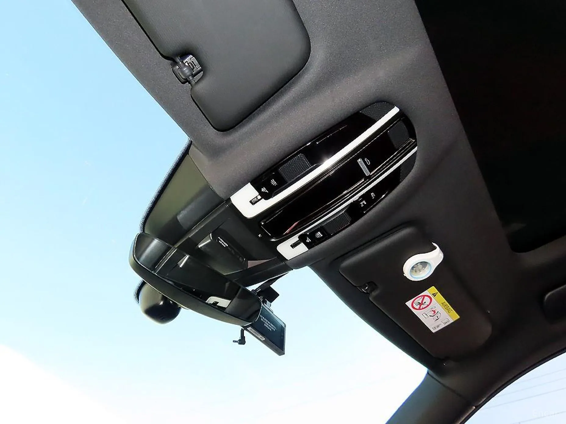 Porsche Cayenne (PO536) превью 15