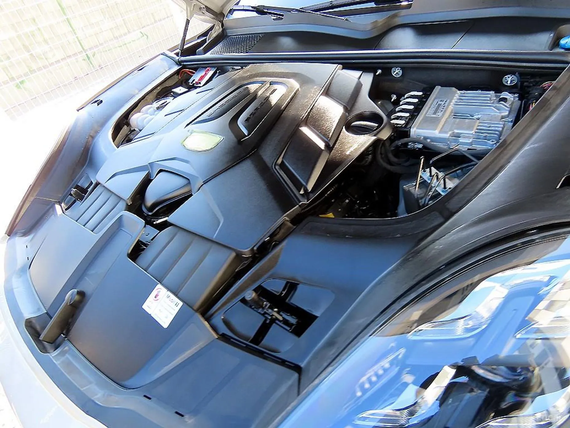 Porsche Cayenne (PO536) превью 19