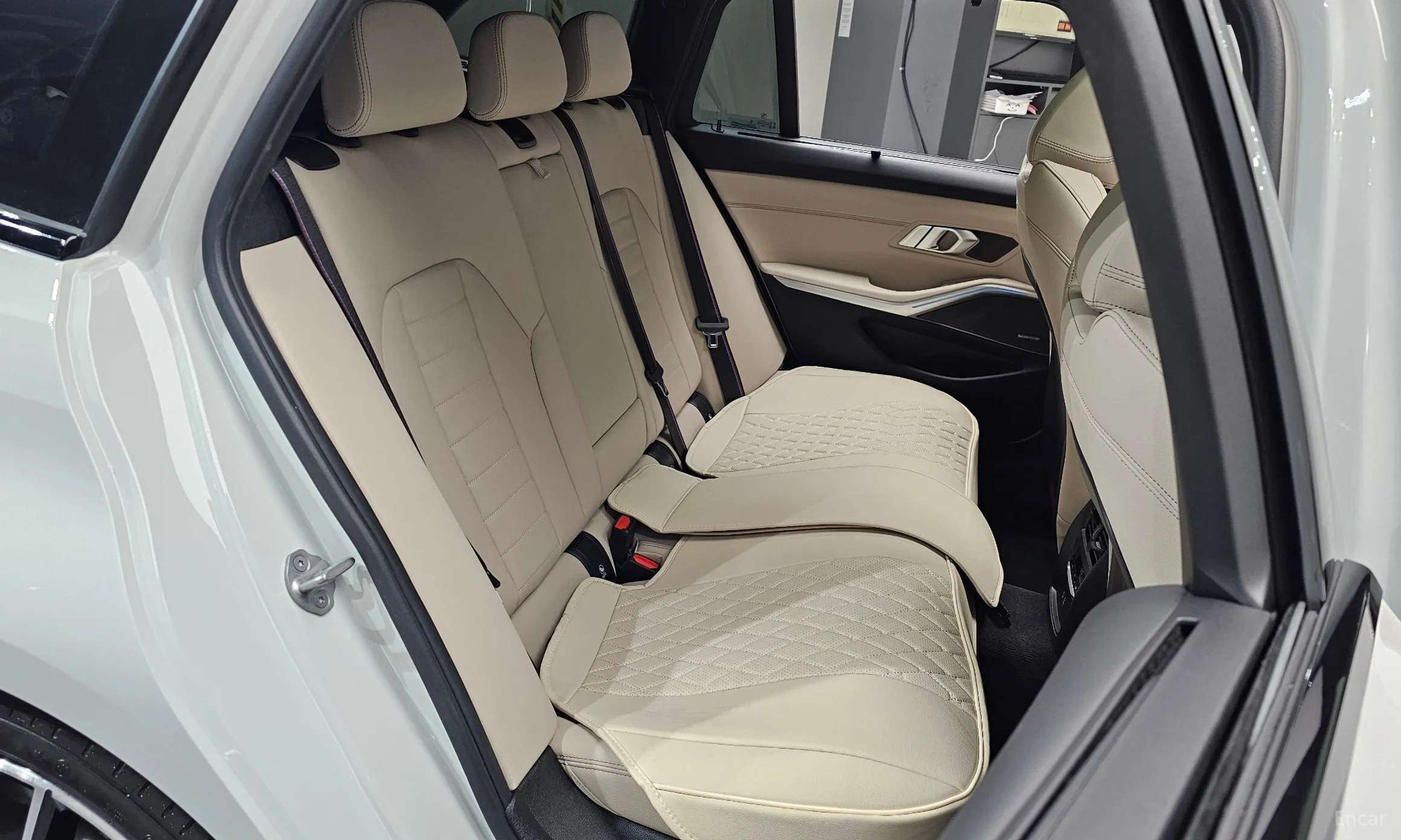 BMW 3 Series (G20) превью 12