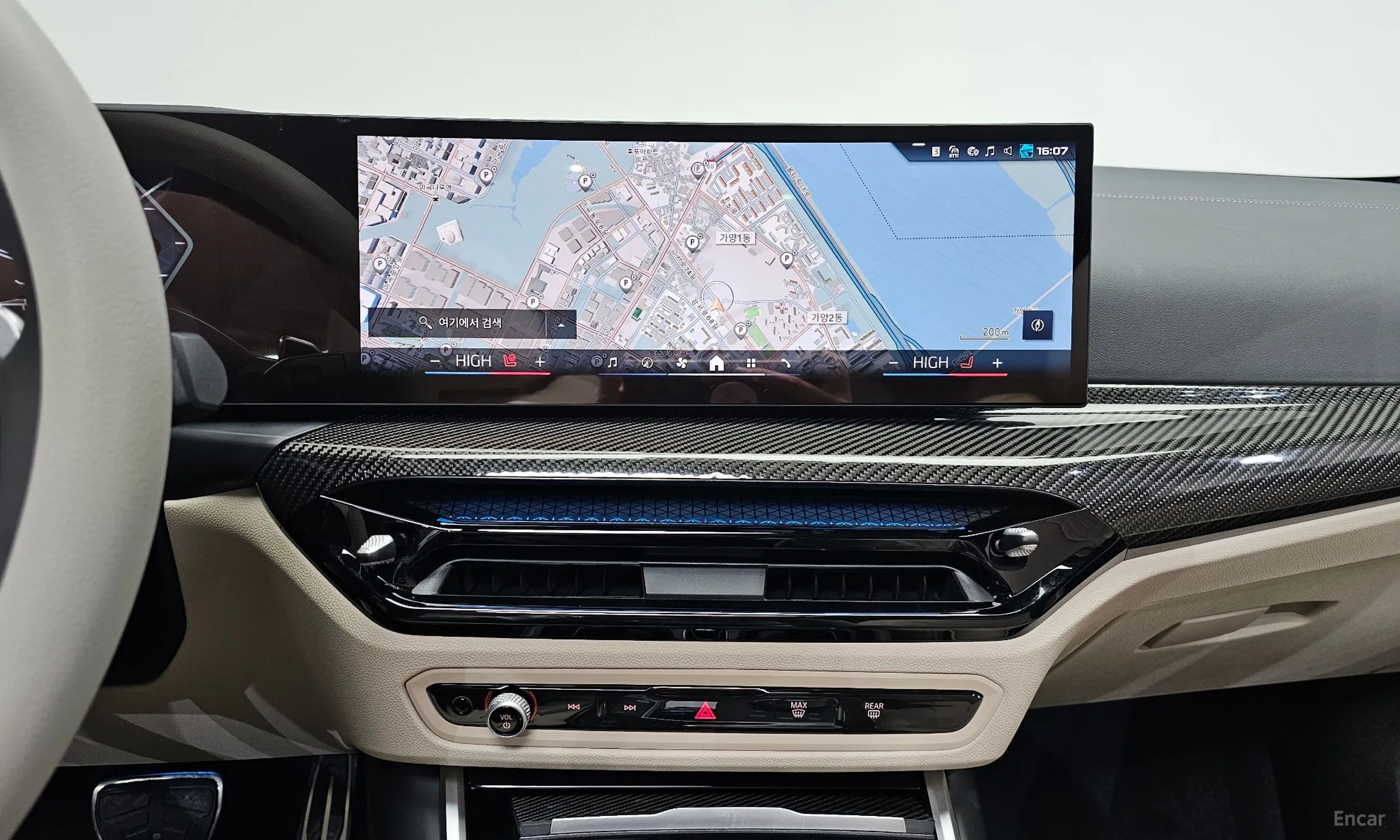 BMW 3 Series (G20) превью 14