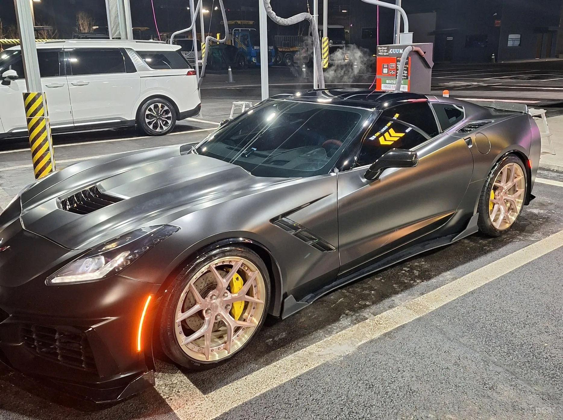 Chevrolet Corvette превью 2