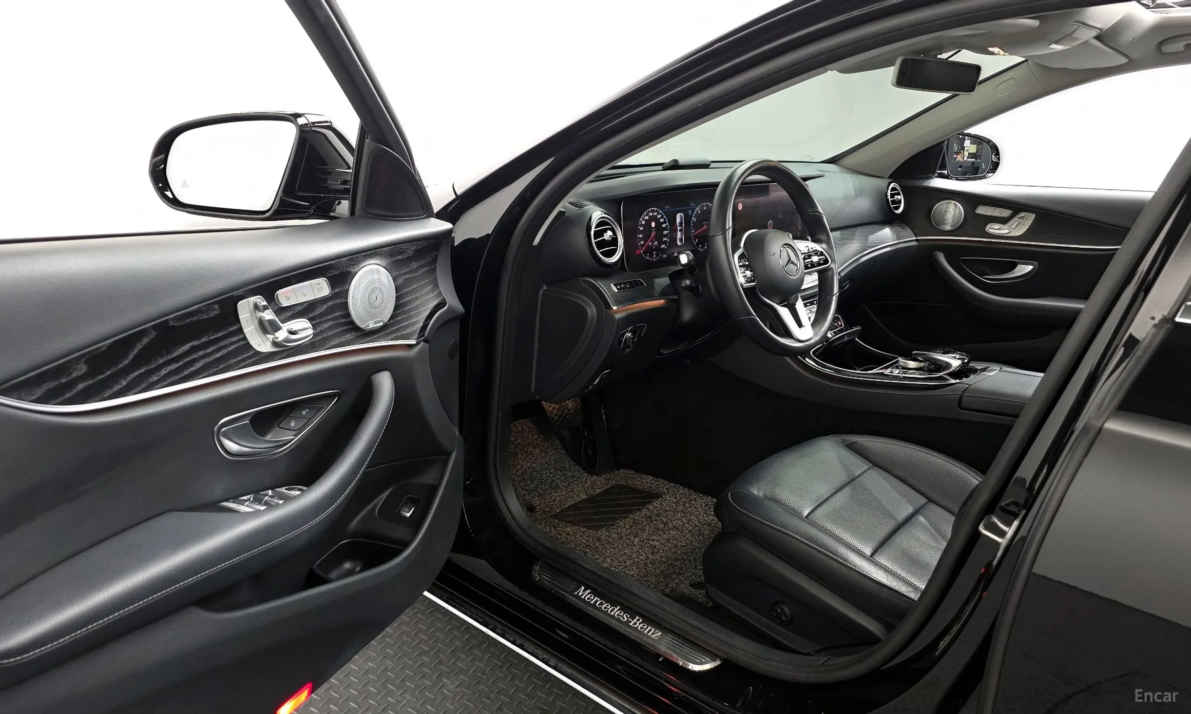 Mercedes Benz E-Class W213 превью 10