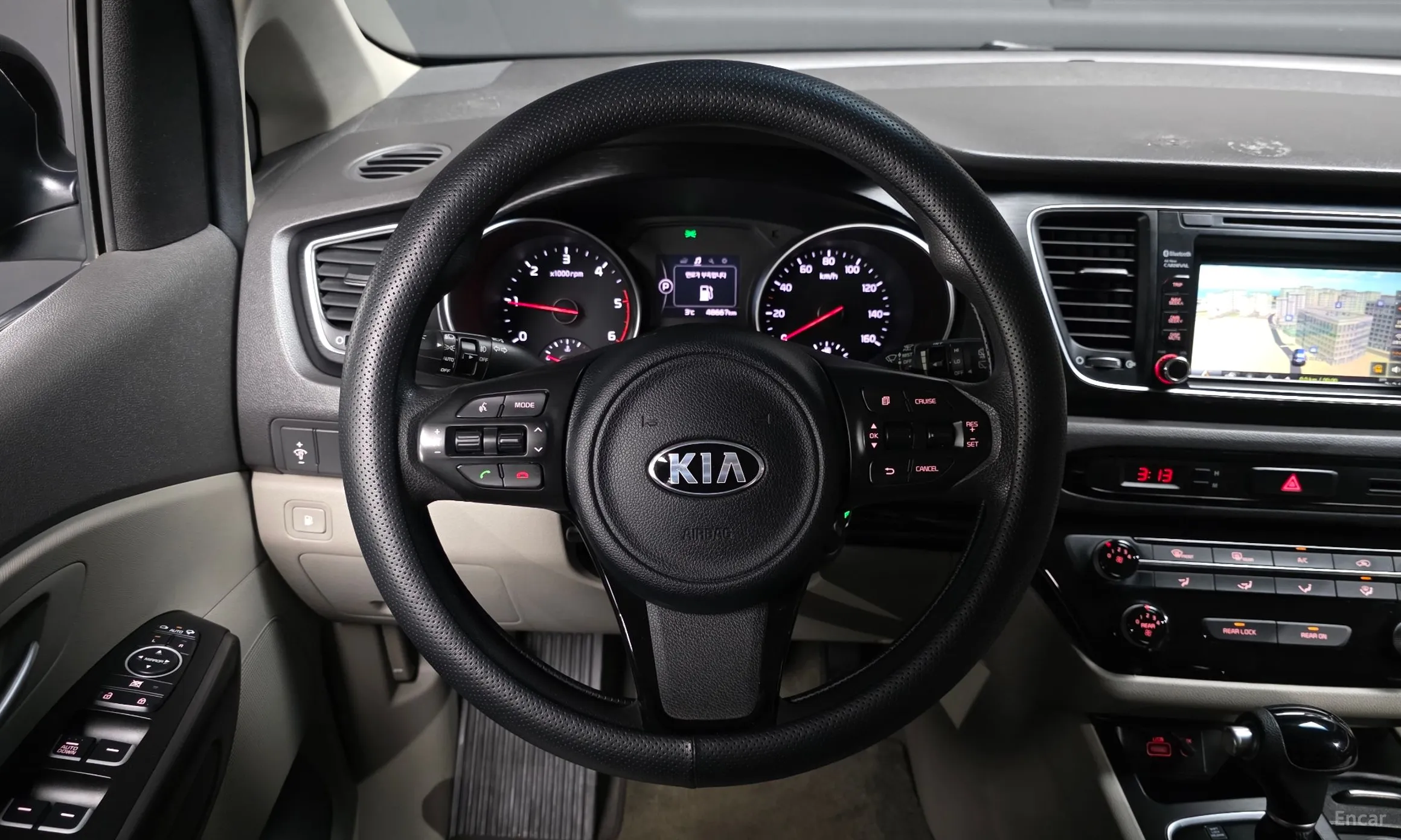Kia Carnival превью 13