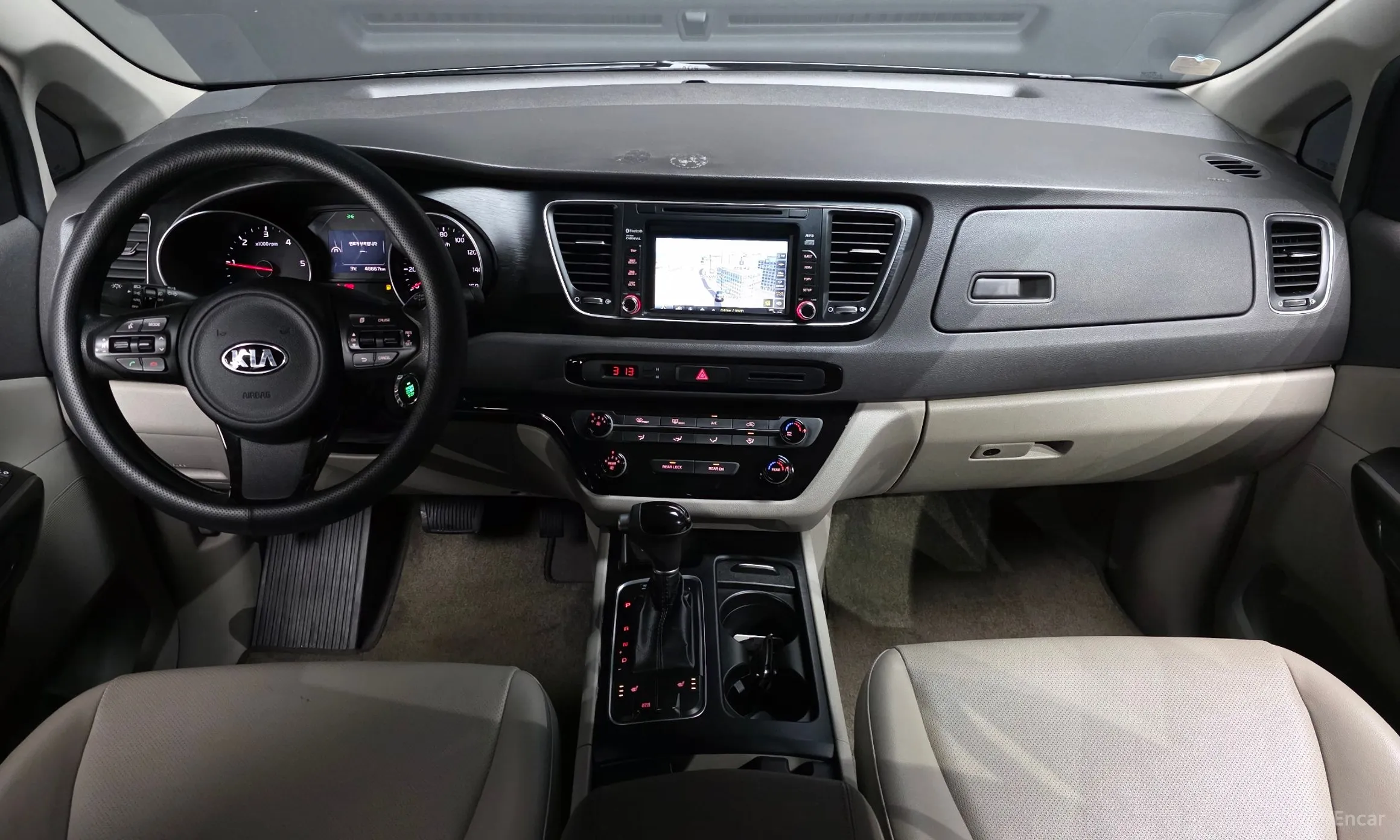 Kia Carnival превью 7