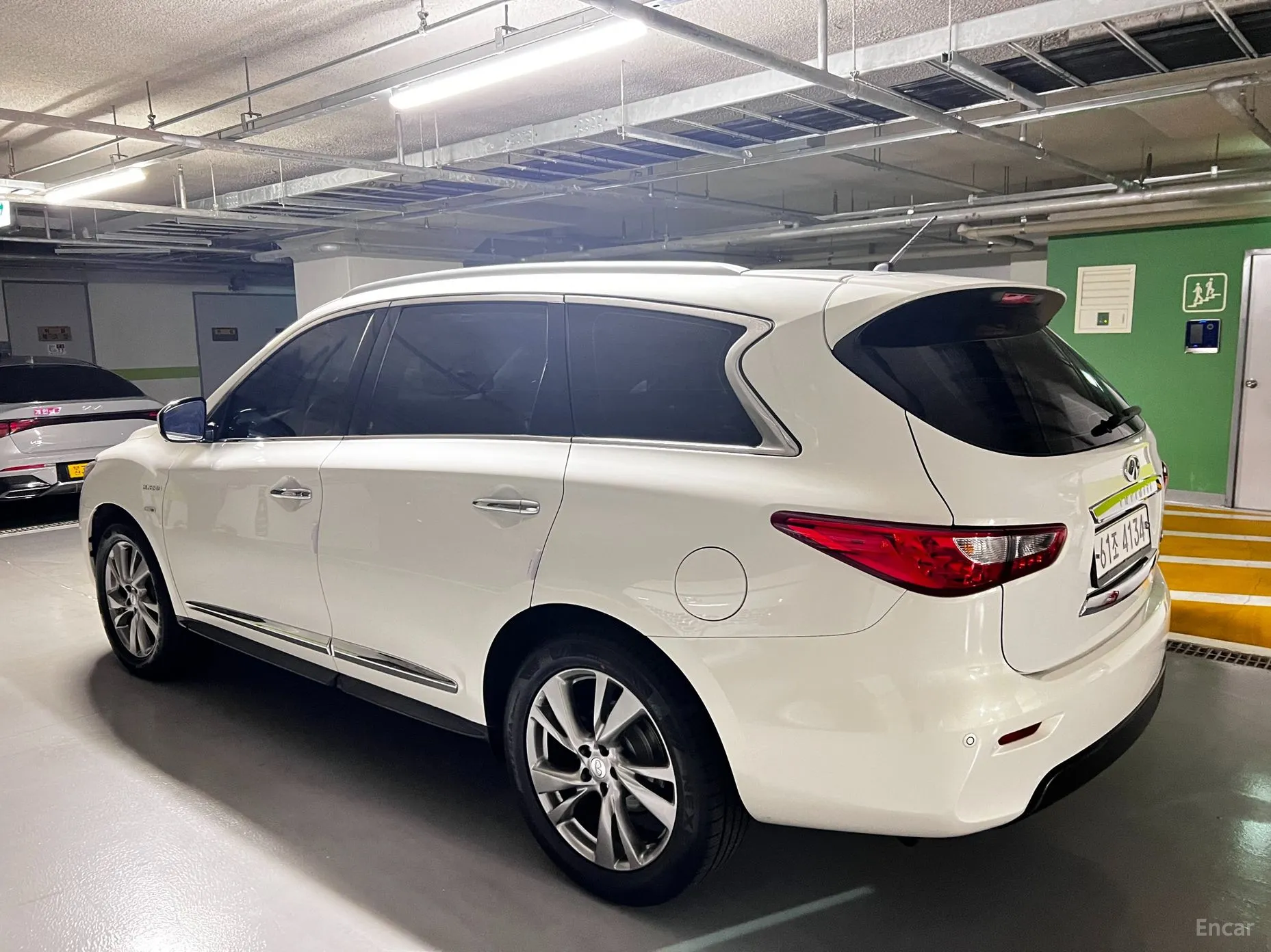 Infiniti QX60 превью 13