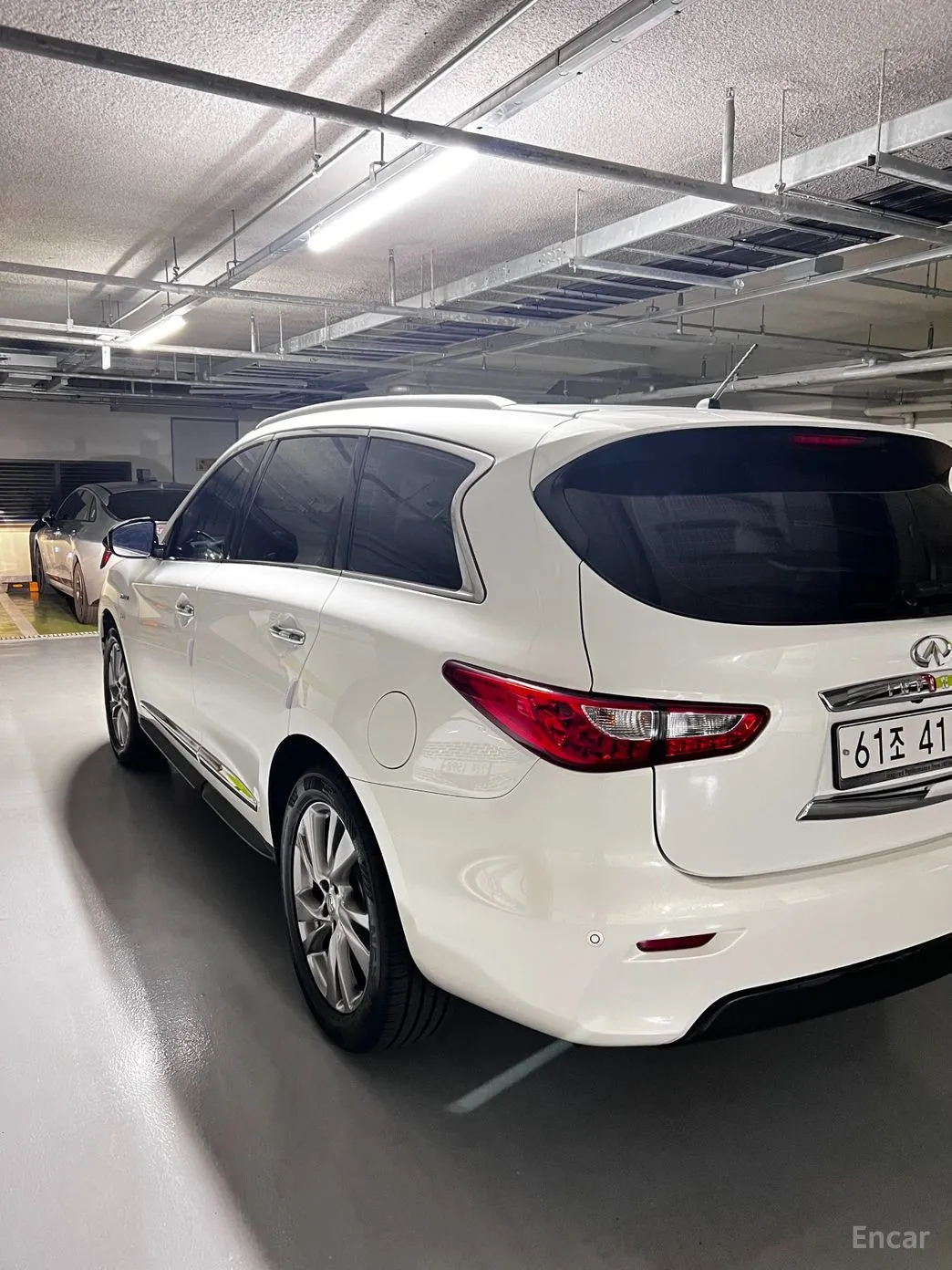 Infiniti QX60 превью 16