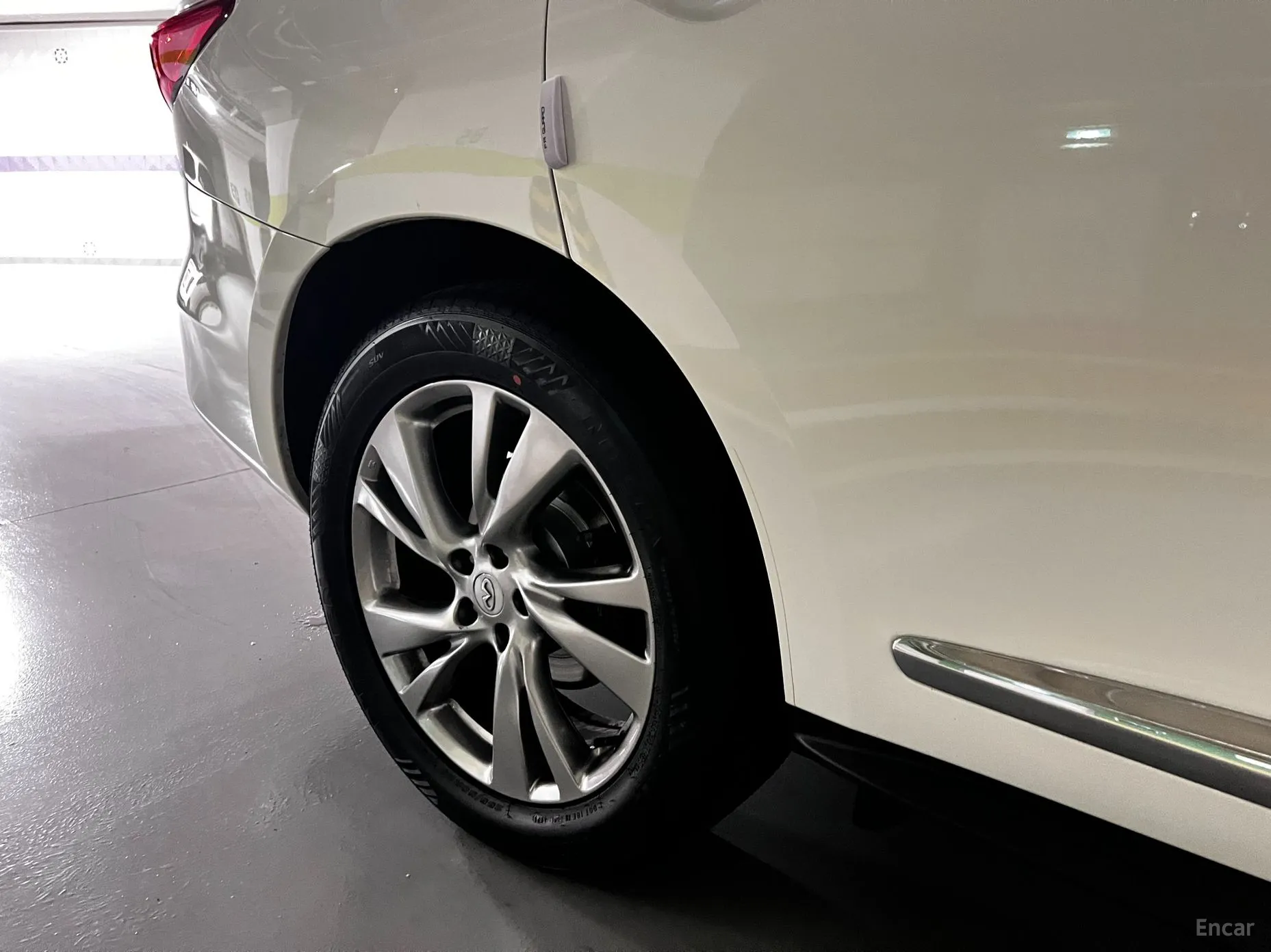 Infiniti QX60 превью 20
