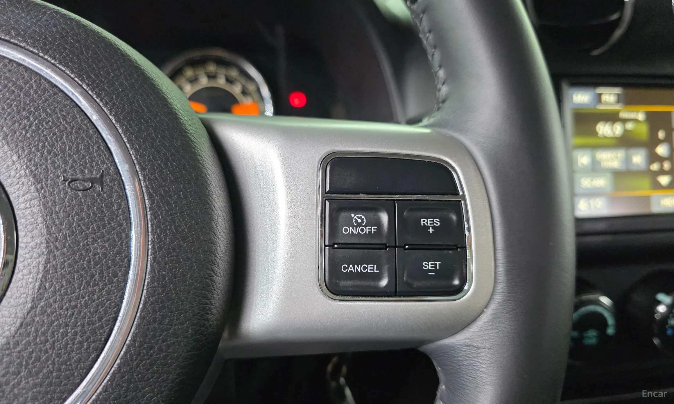 Jeep Compass превью 14
