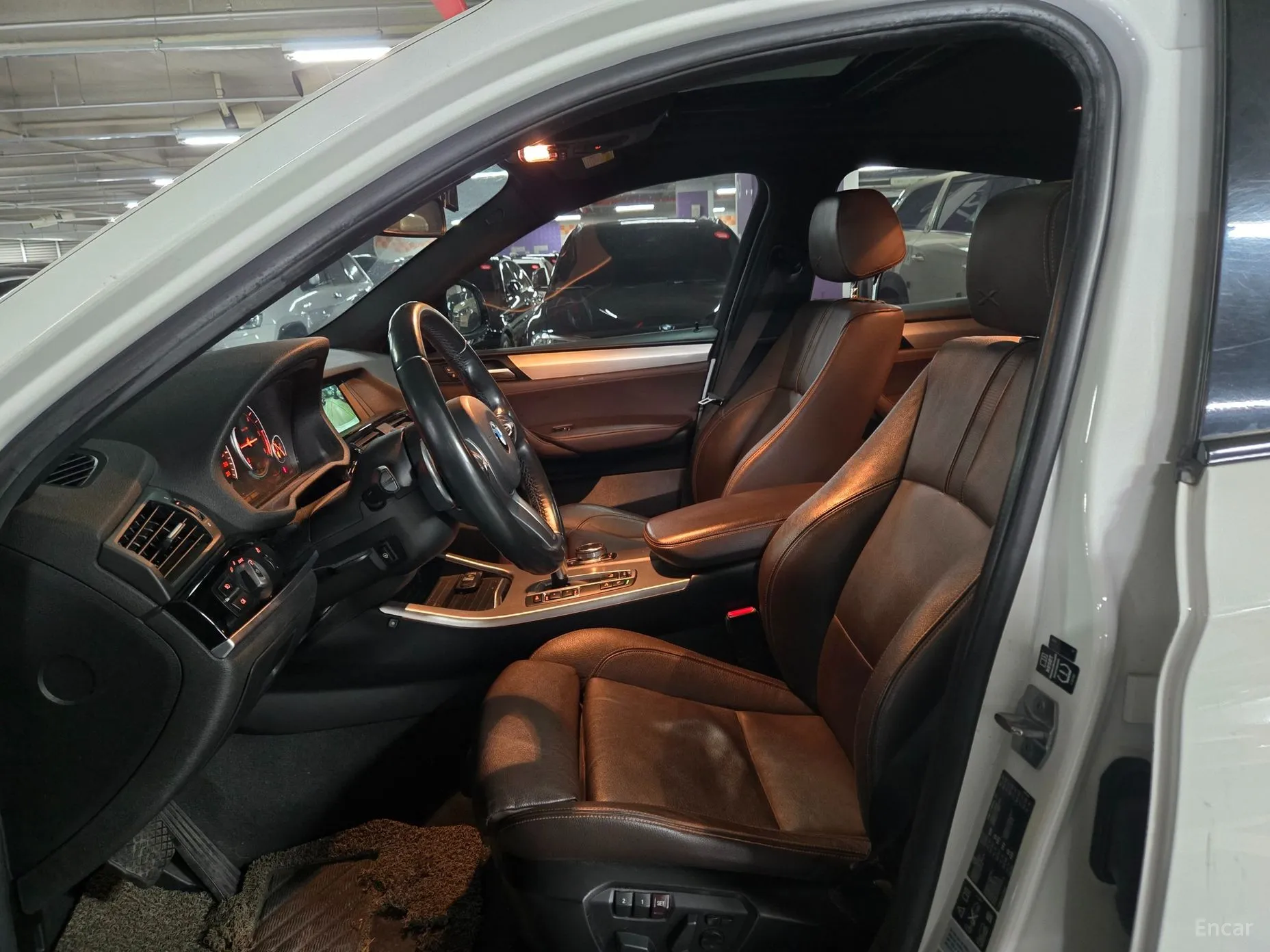 BMW X4 (F26) превью 10
