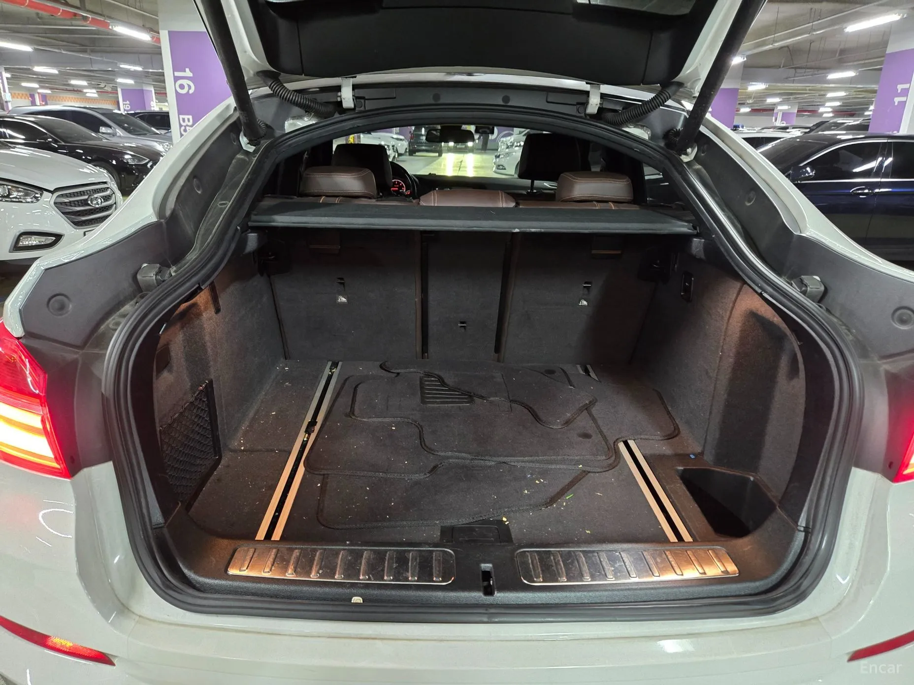 BMW X4 (F26) превью 19