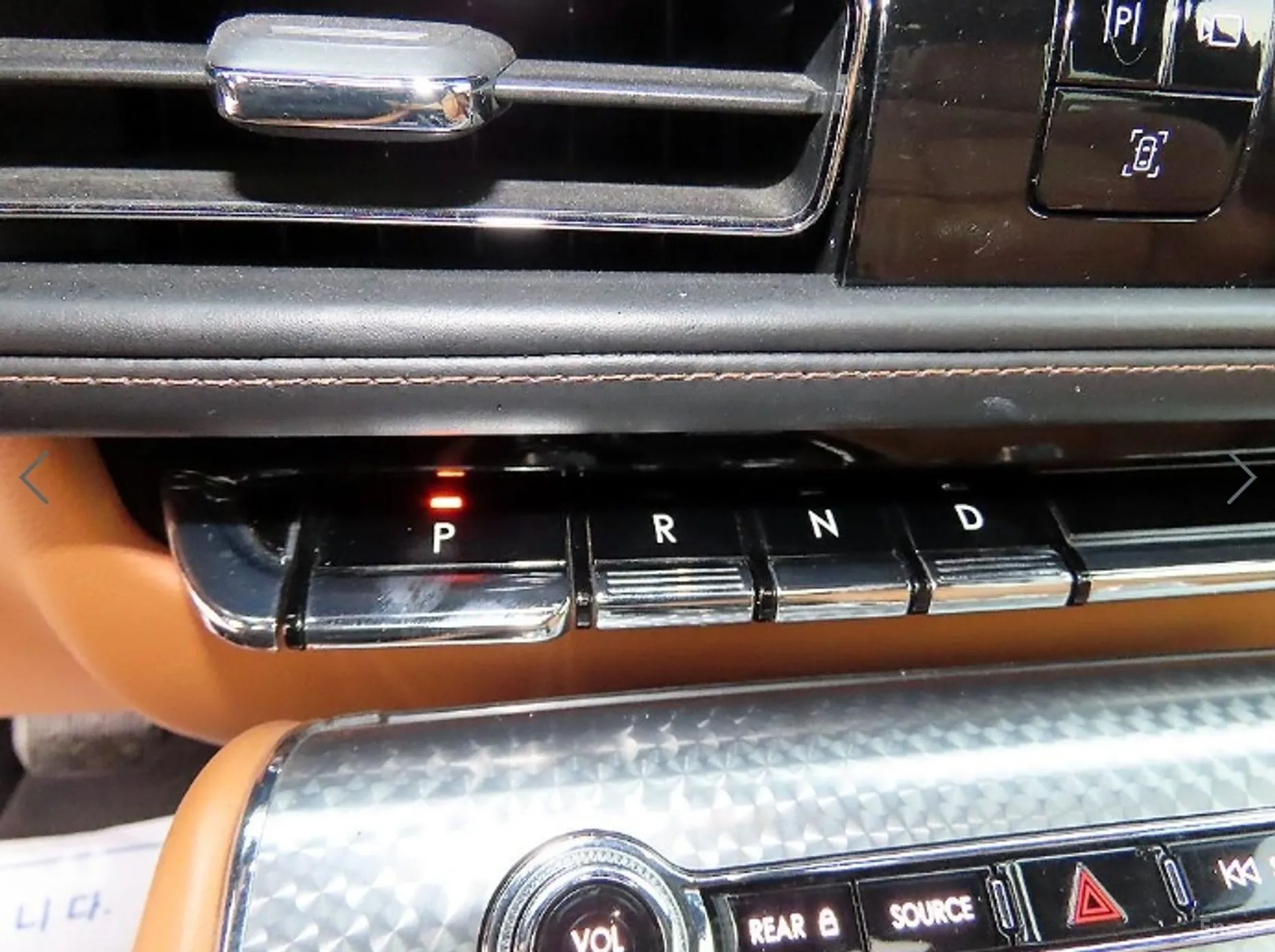 Lincoln Aviator 2nd Generation превью 11