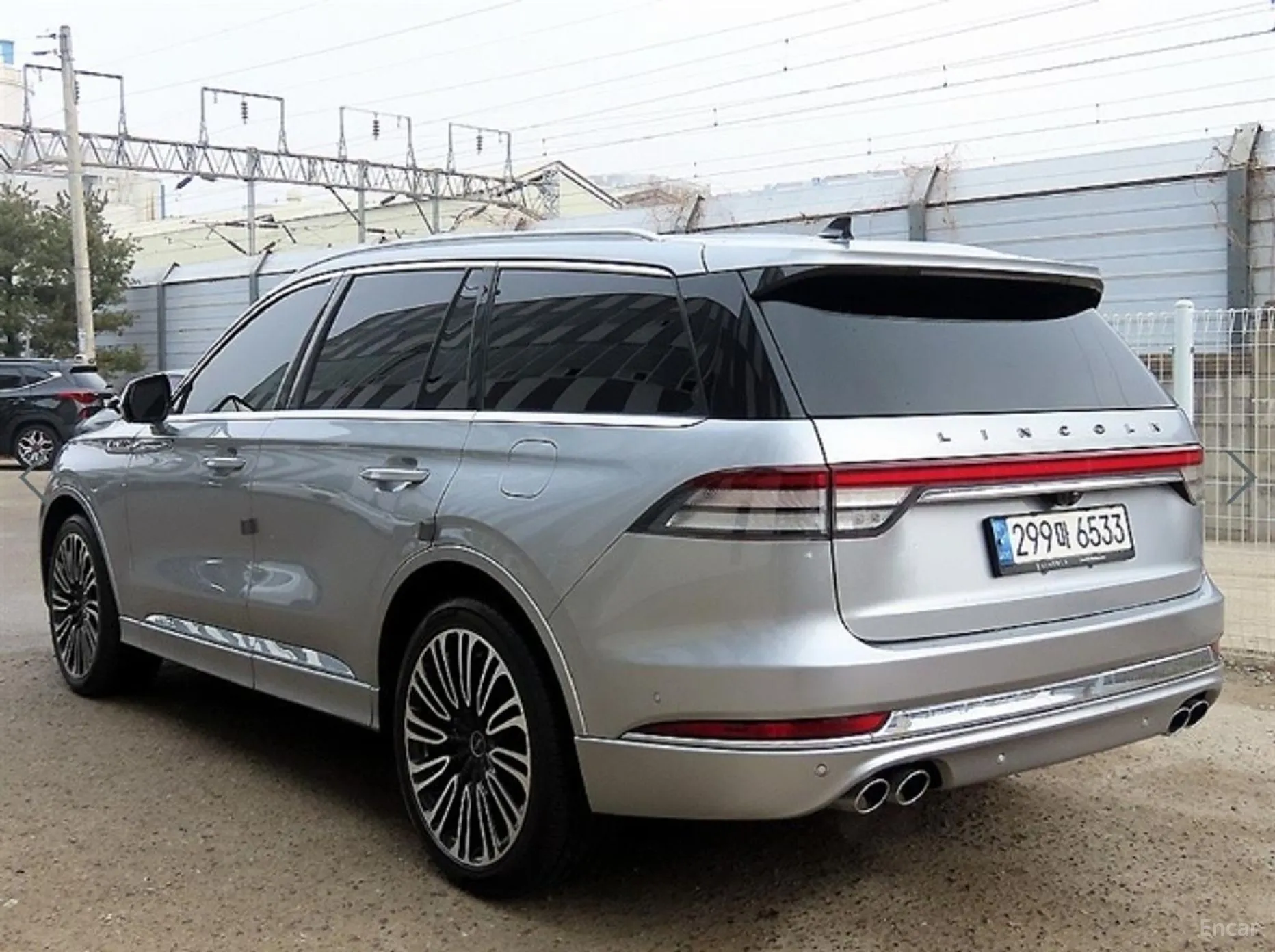 Lincoln Aviator 2nd Generation превью 3