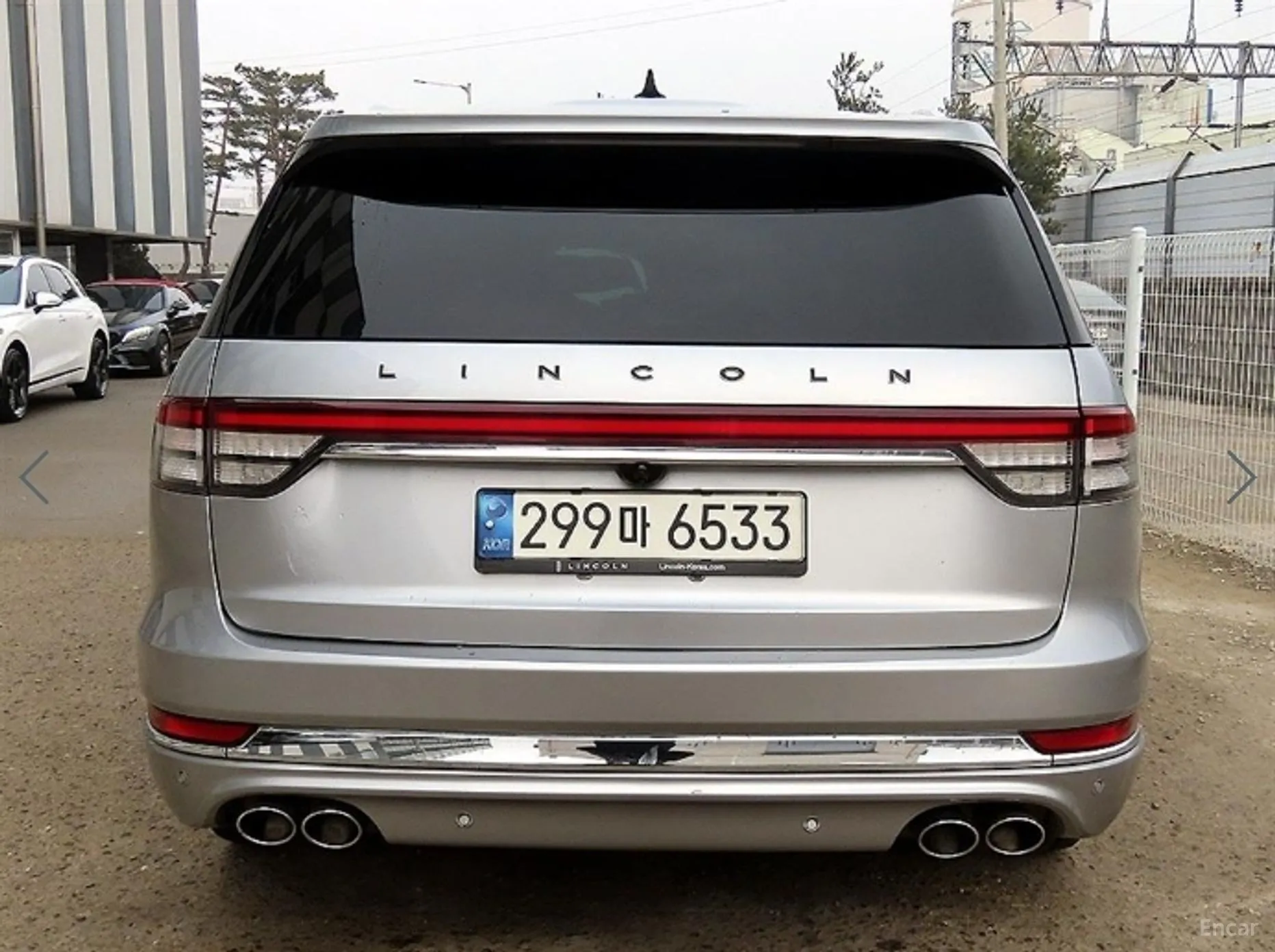Lincoln Aviator 2nd Generation превью 4