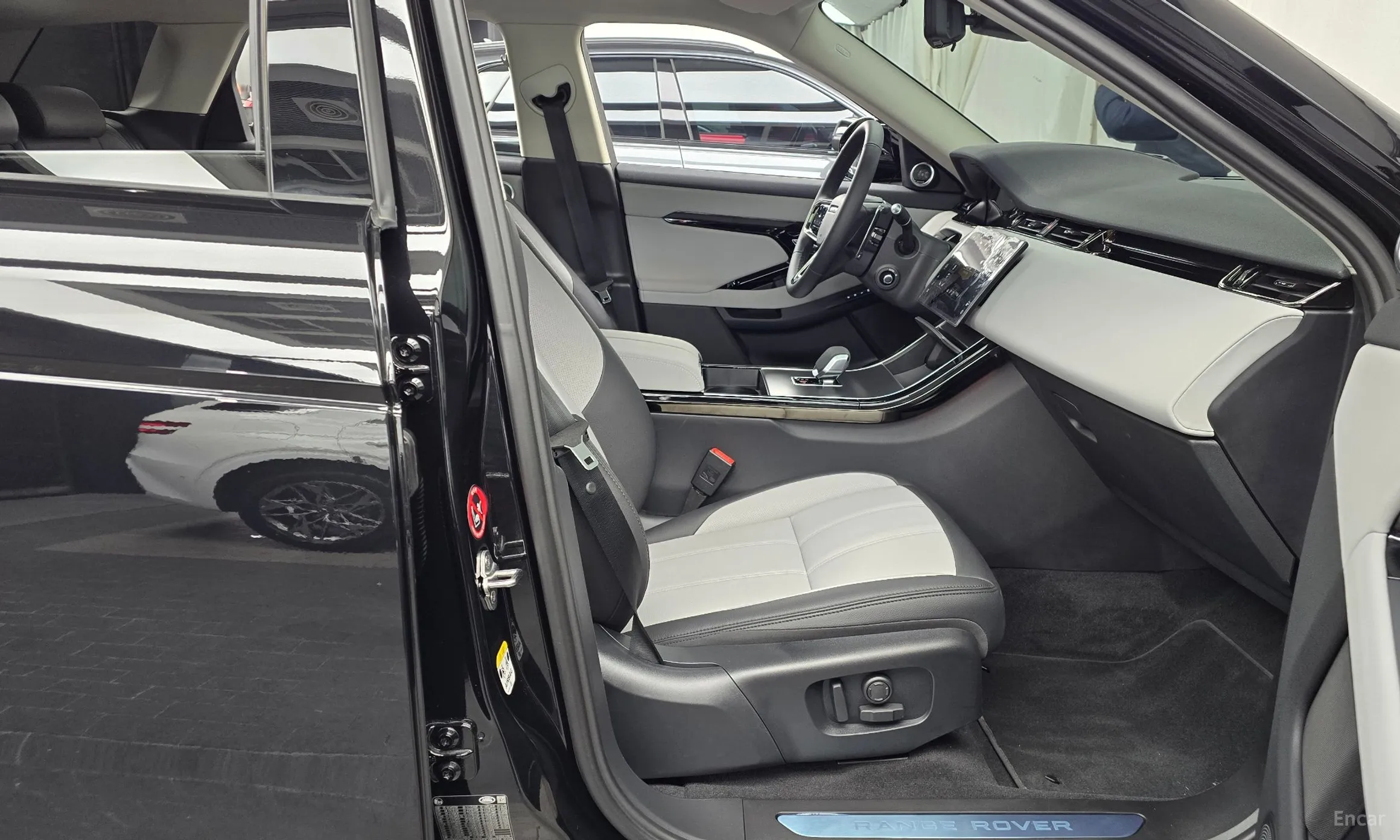 Land Rover Range Rover Evoque 2nd Generation превью 11