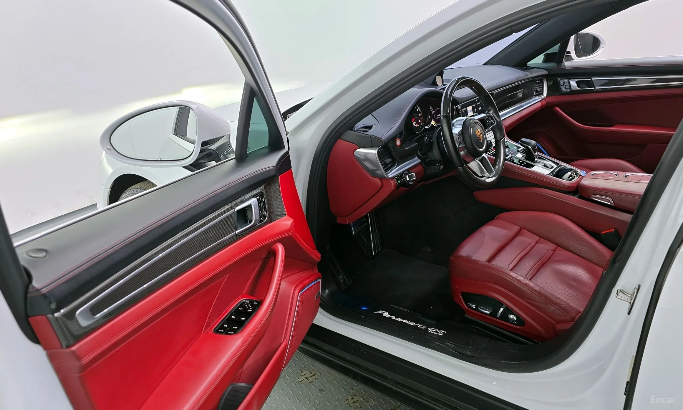 Porsche Panamera (971) превью 10