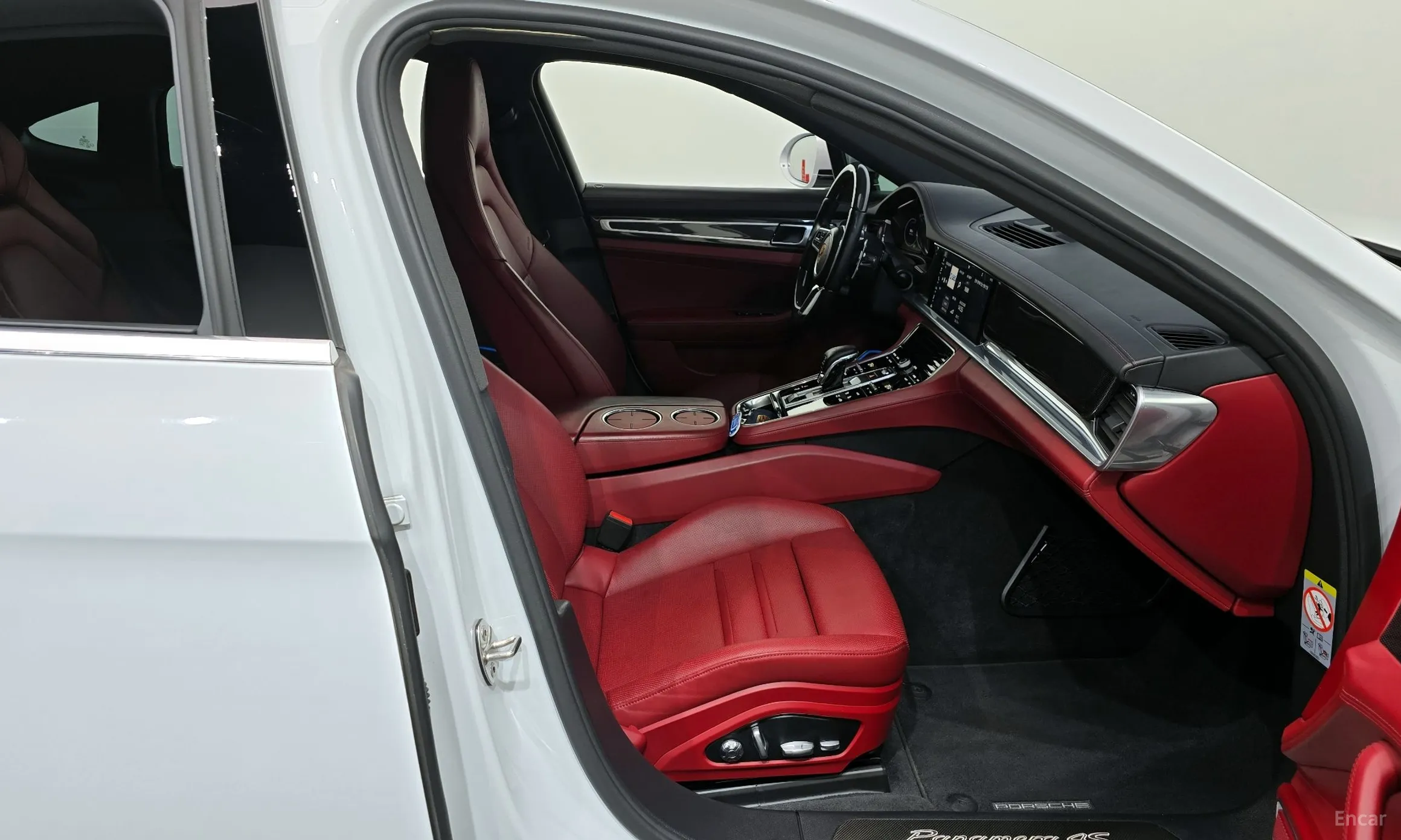 Porsche Panamera (971) превью 11