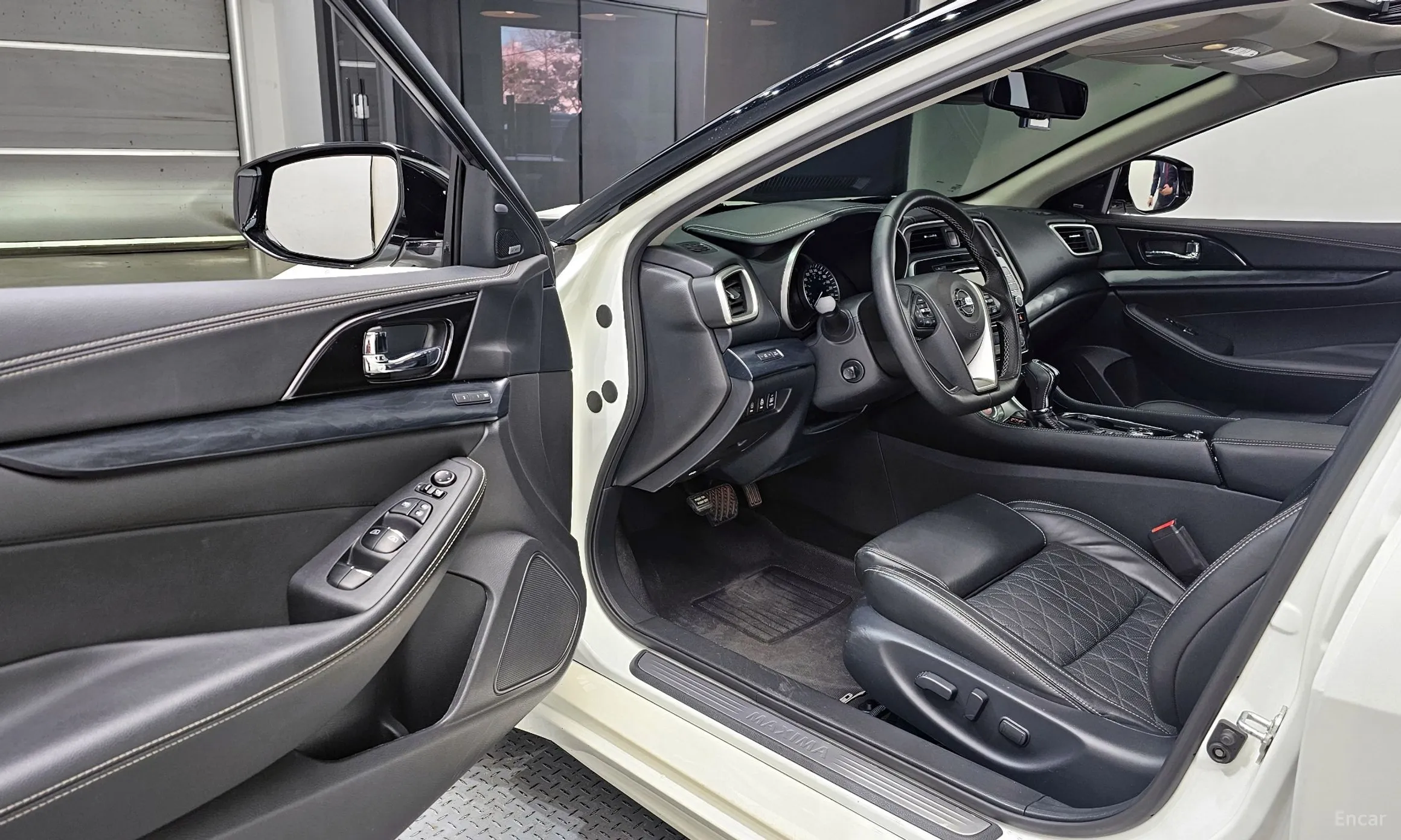 Nissan Maxima (A36) превью 11