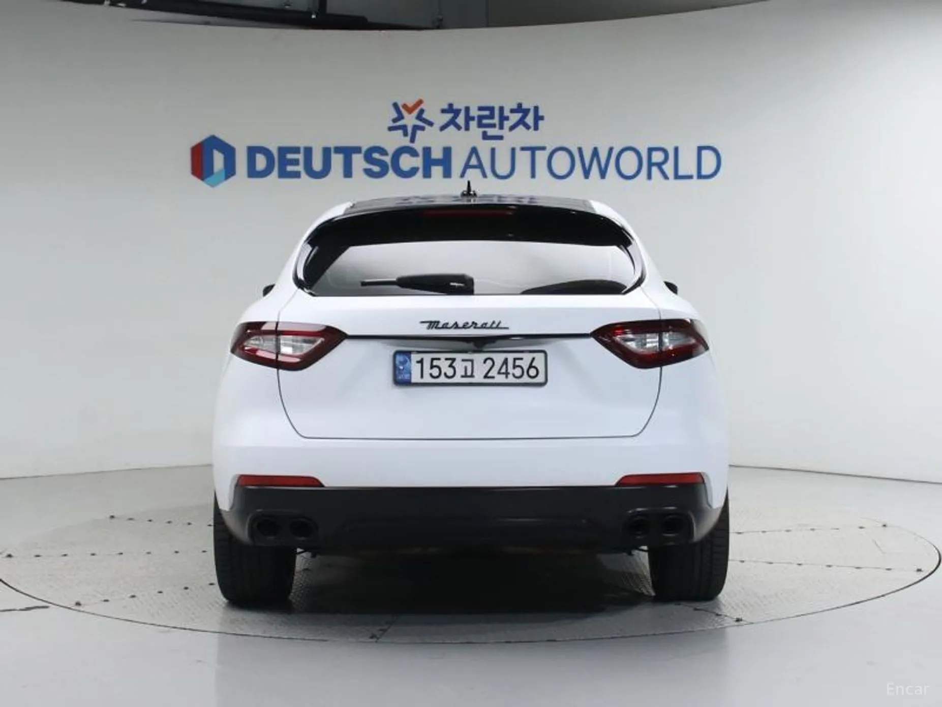 Maserati Levante превью 4