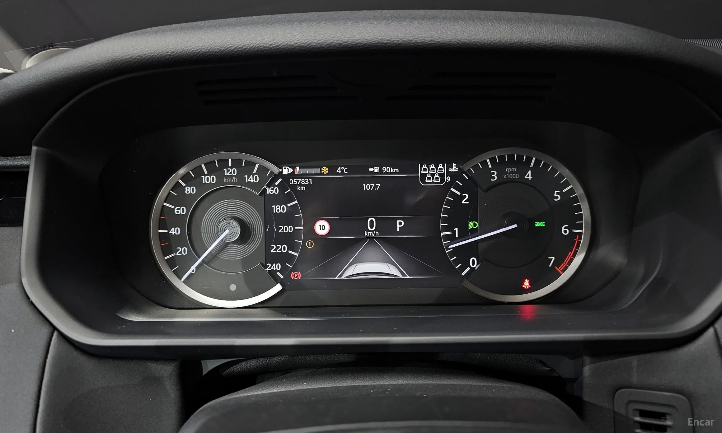 Land Rover Discovery 5 превью 8