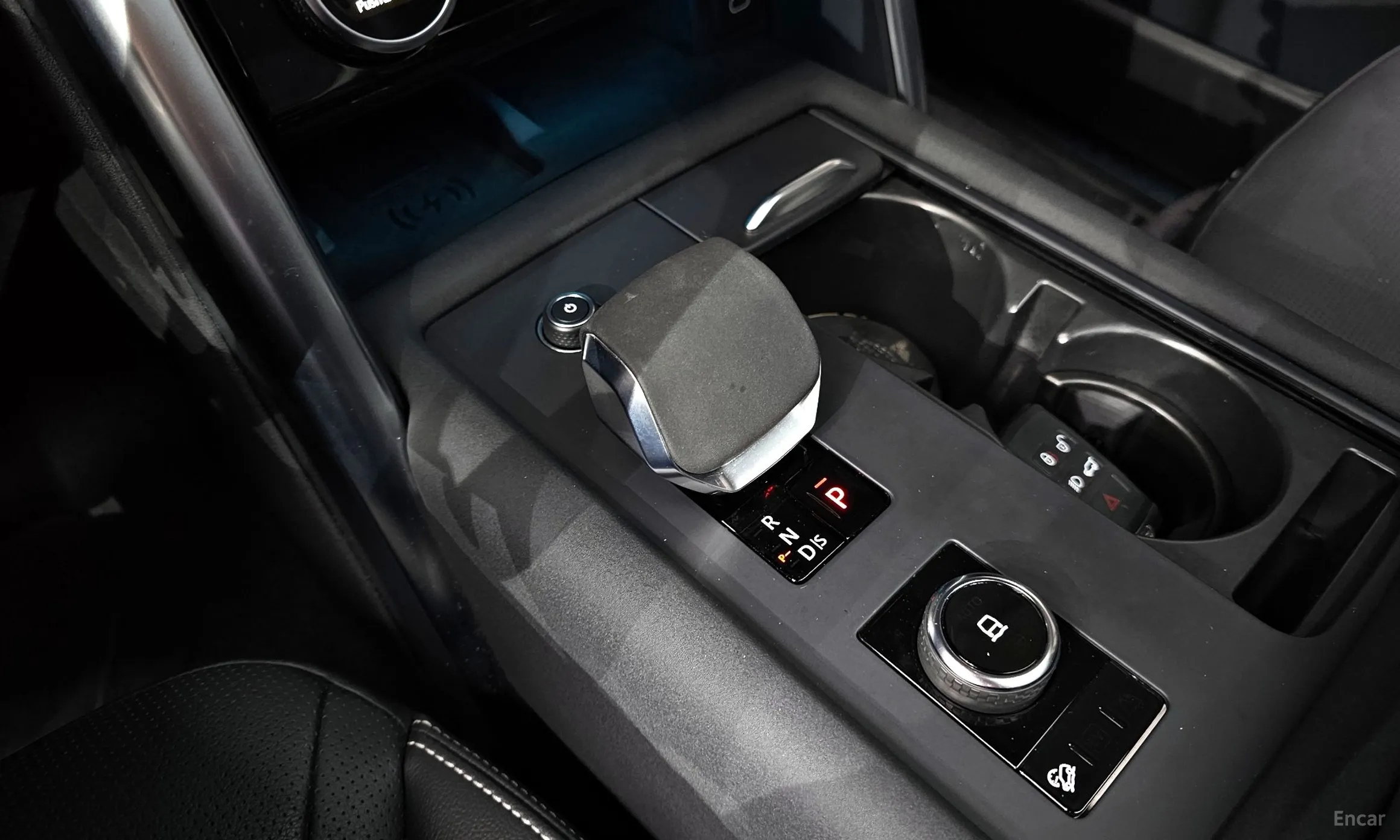 Land Rover Discovery 5 превью 9
