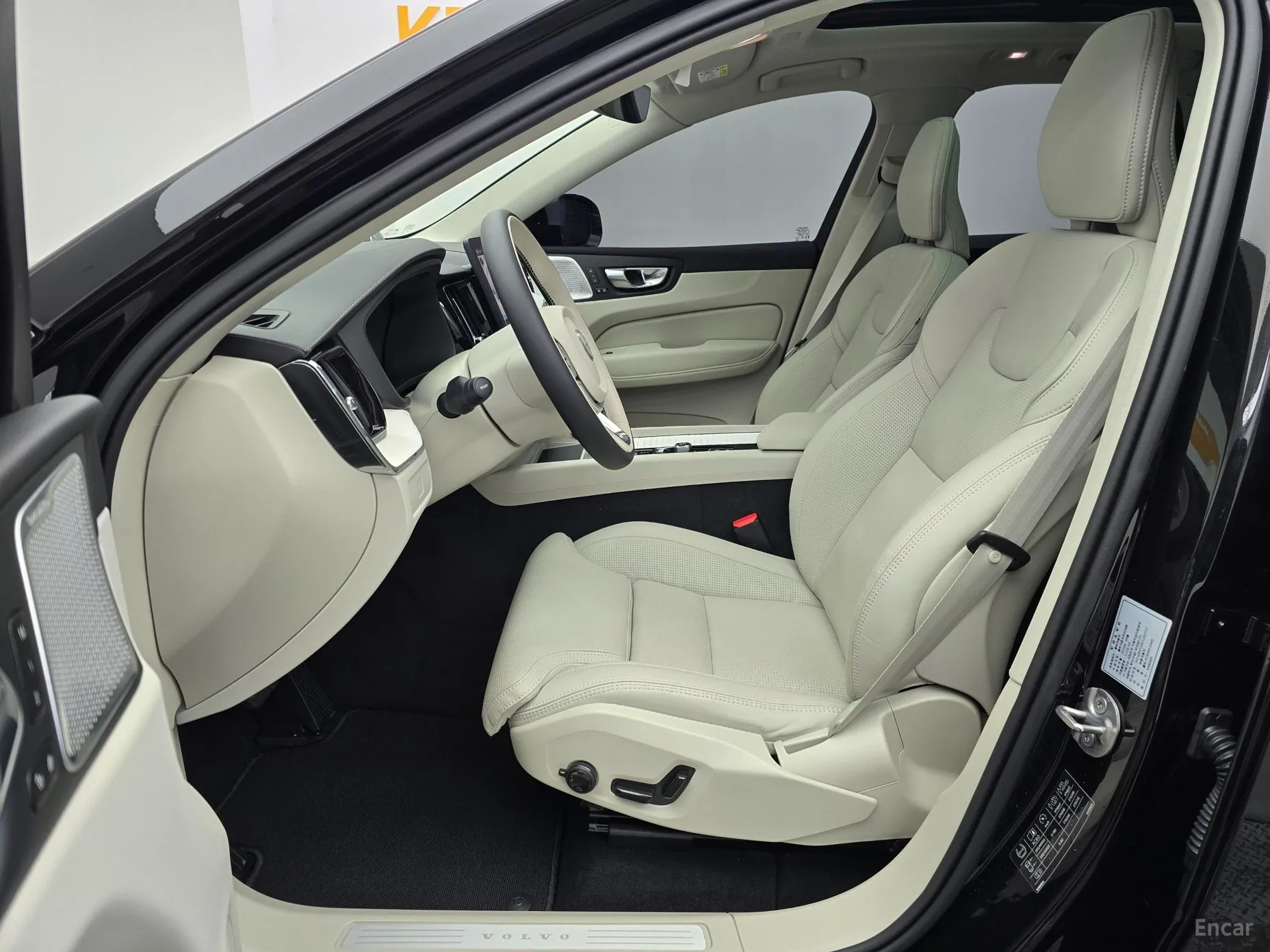 Volvo XC60 Gen 2 превью 10