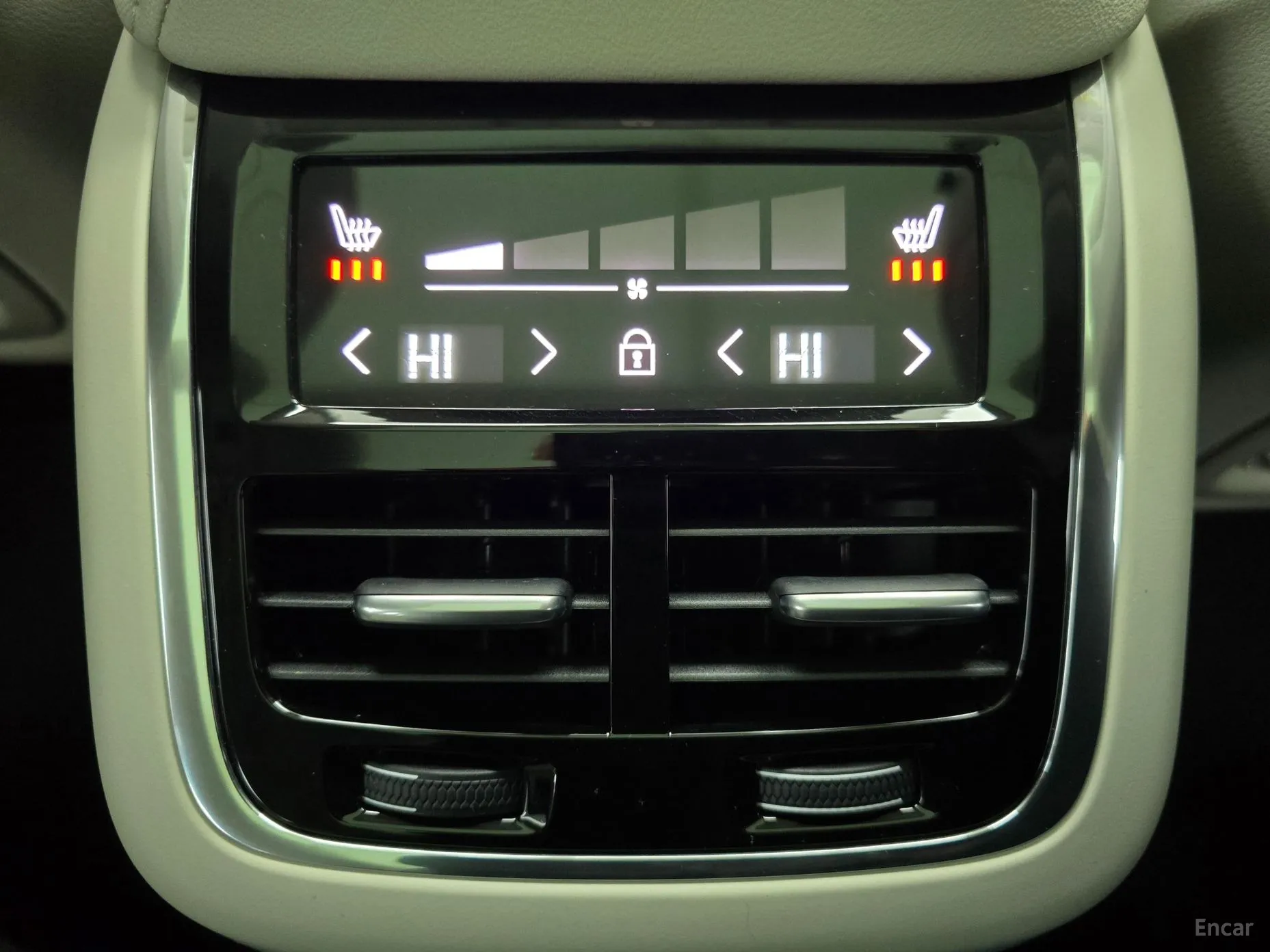 Volvo XC60 Gen 2 превью 17