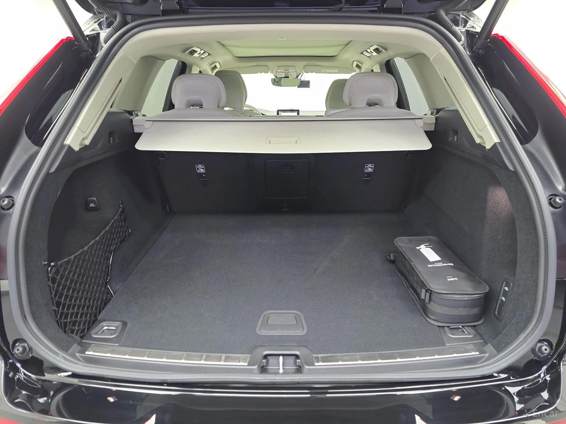 Volvo XC60 Gen 2 превью 19