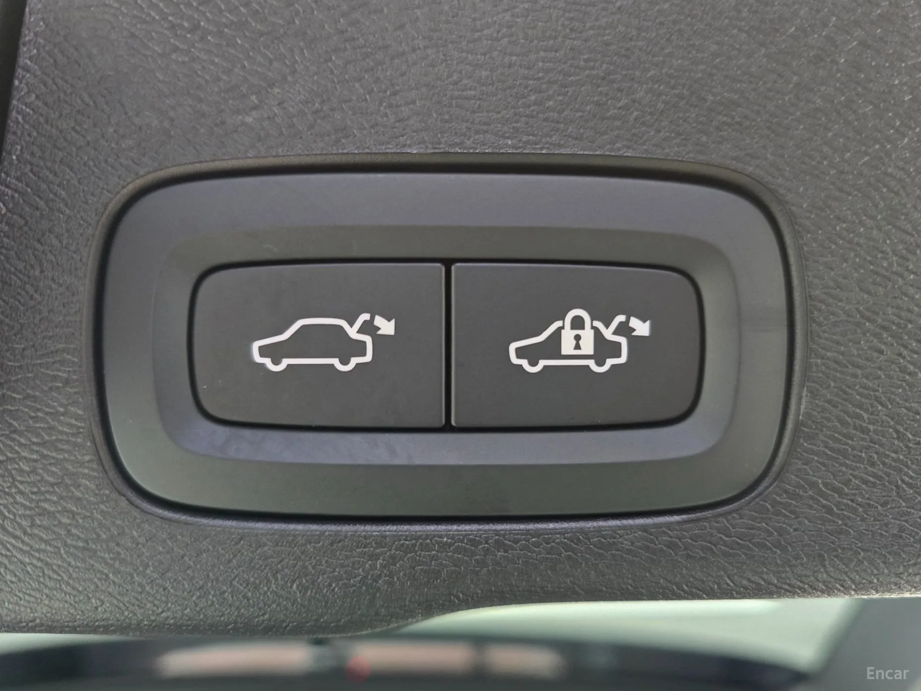 Volvo XC60 Gen 2 превью 20