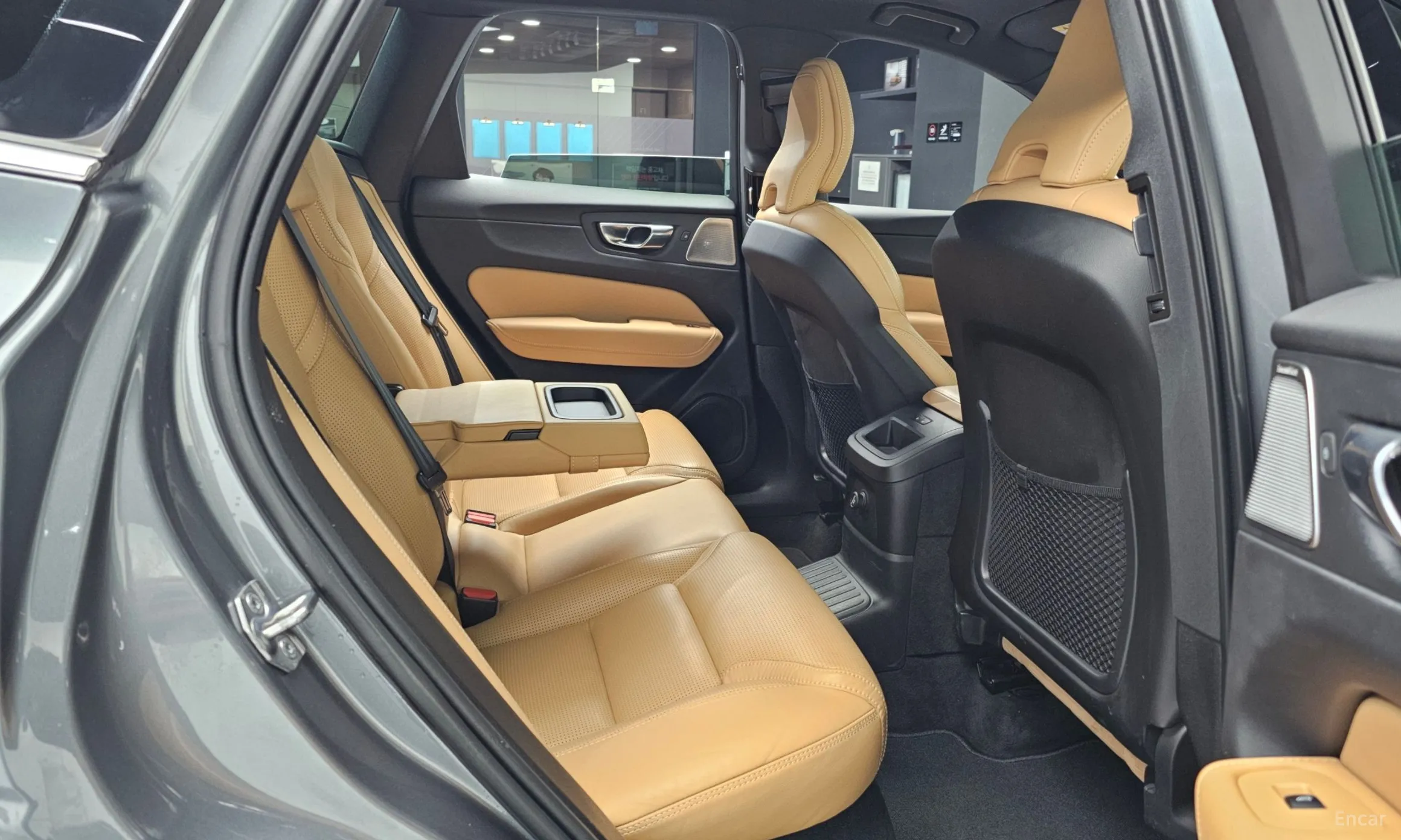 Volvo XC60 Gen 2 превью 12