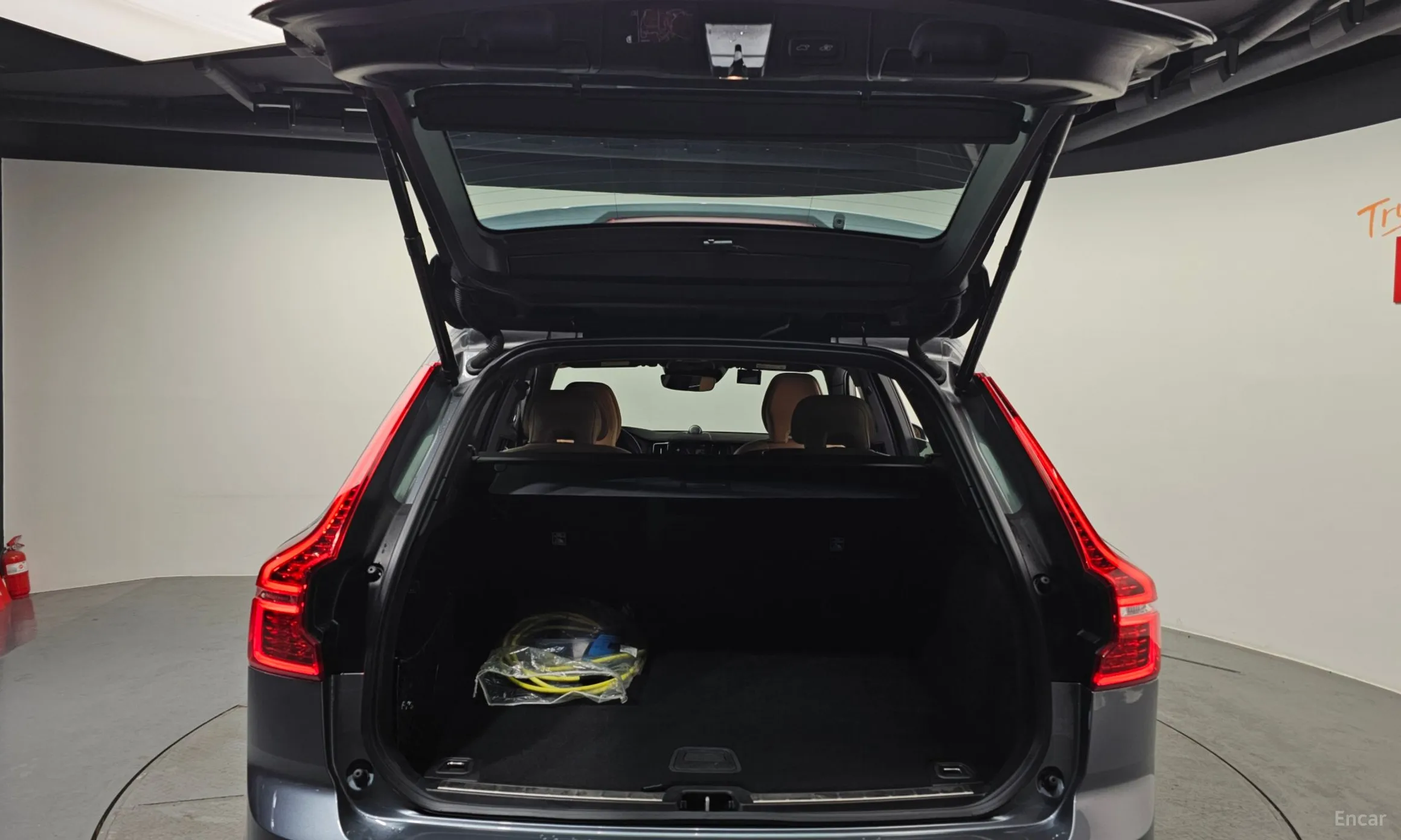 Volvo XC60 Gen 2 превью 20