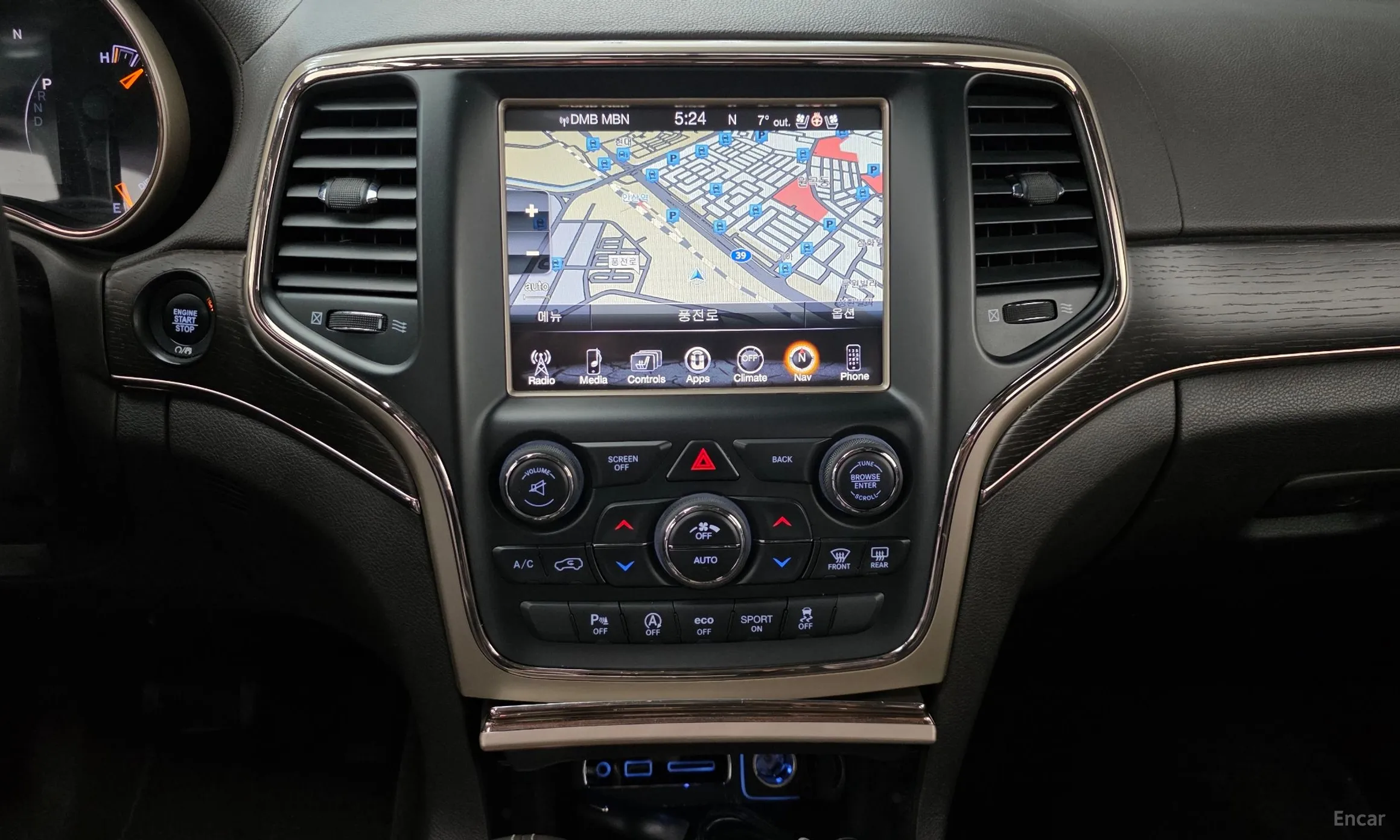 Jeep Grand Cherokee превью 15