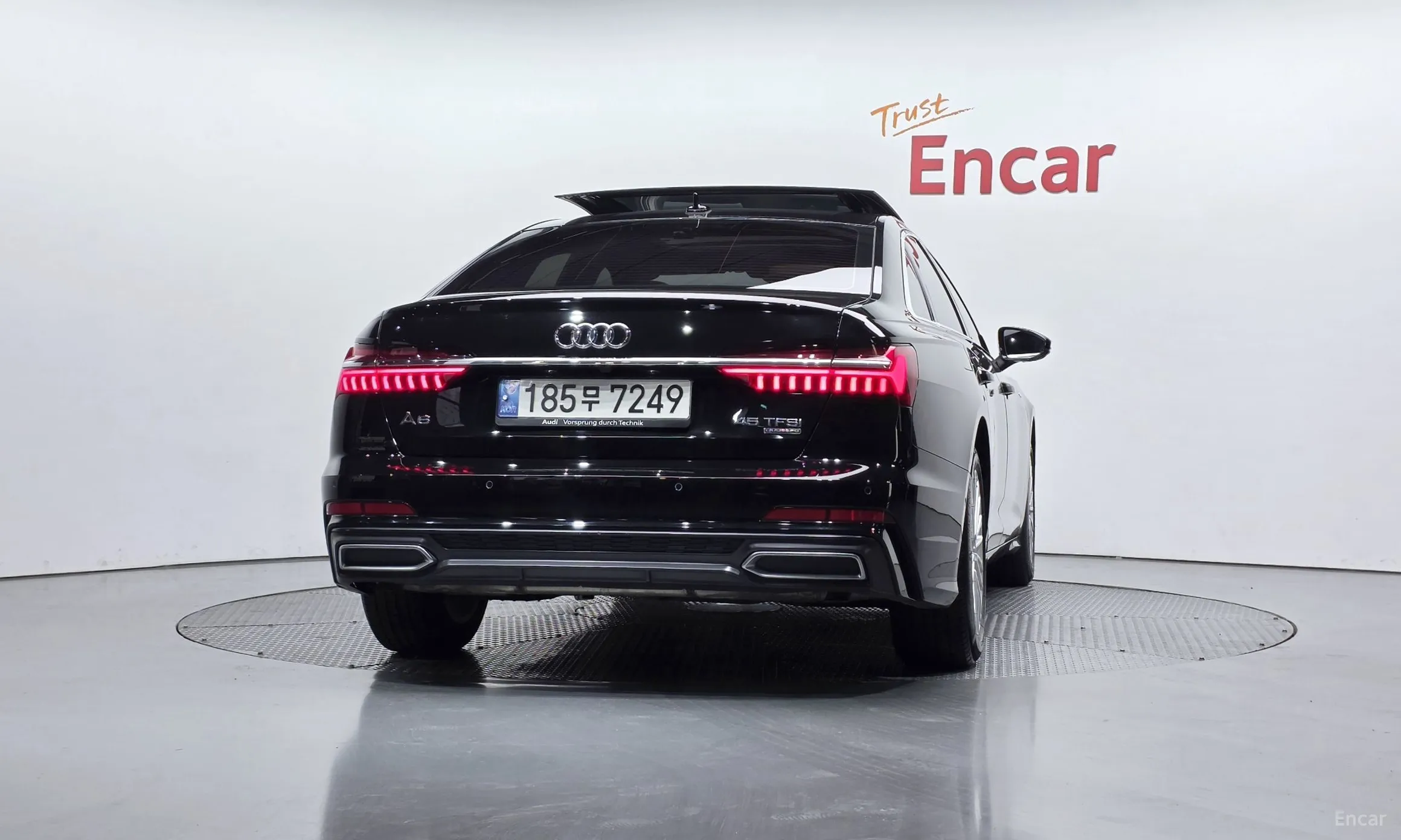 Audi A6 (C8) превью 4