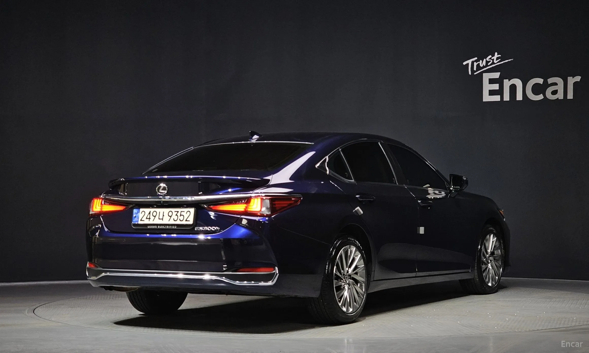Lexus ES300h 7th Generation превью 2