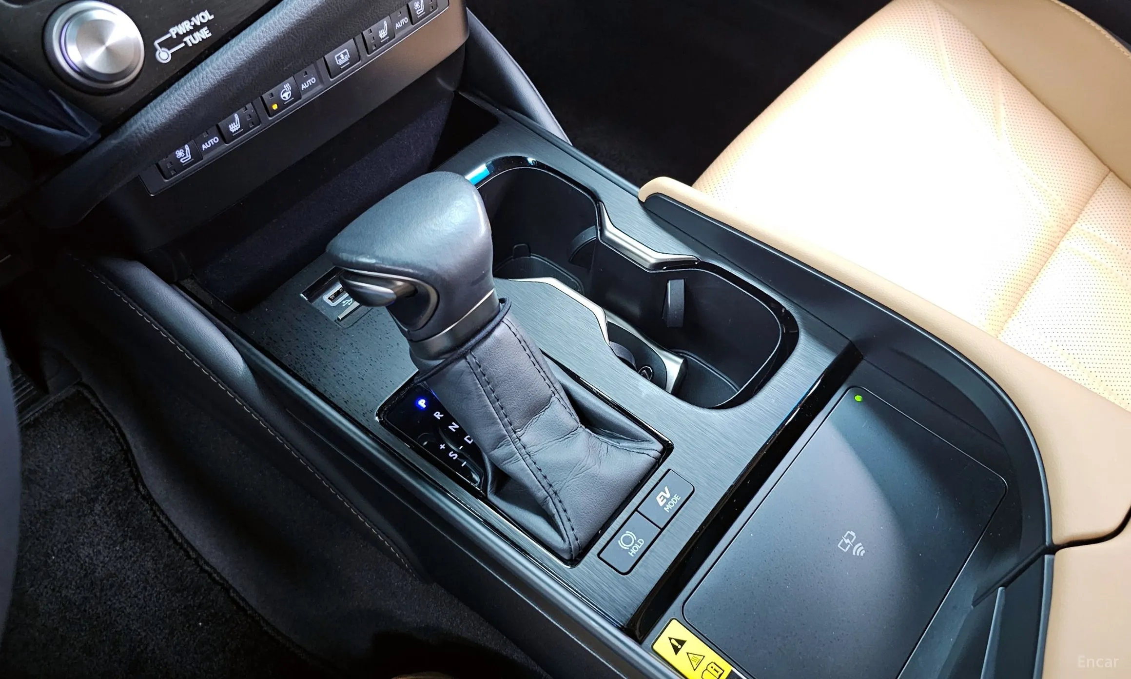 Lexus ES300h 7th Generation превью 9