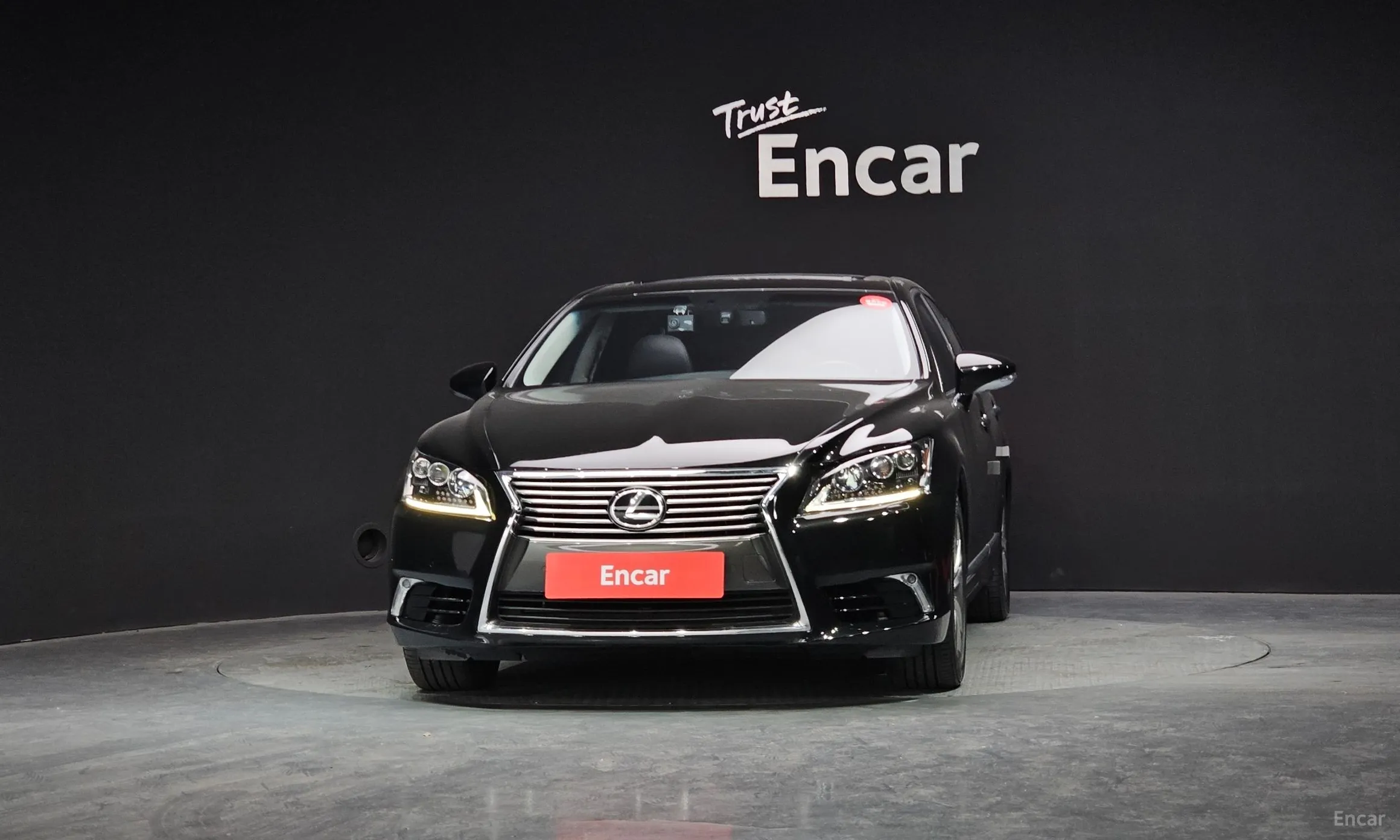Lexus LS460 превью 3