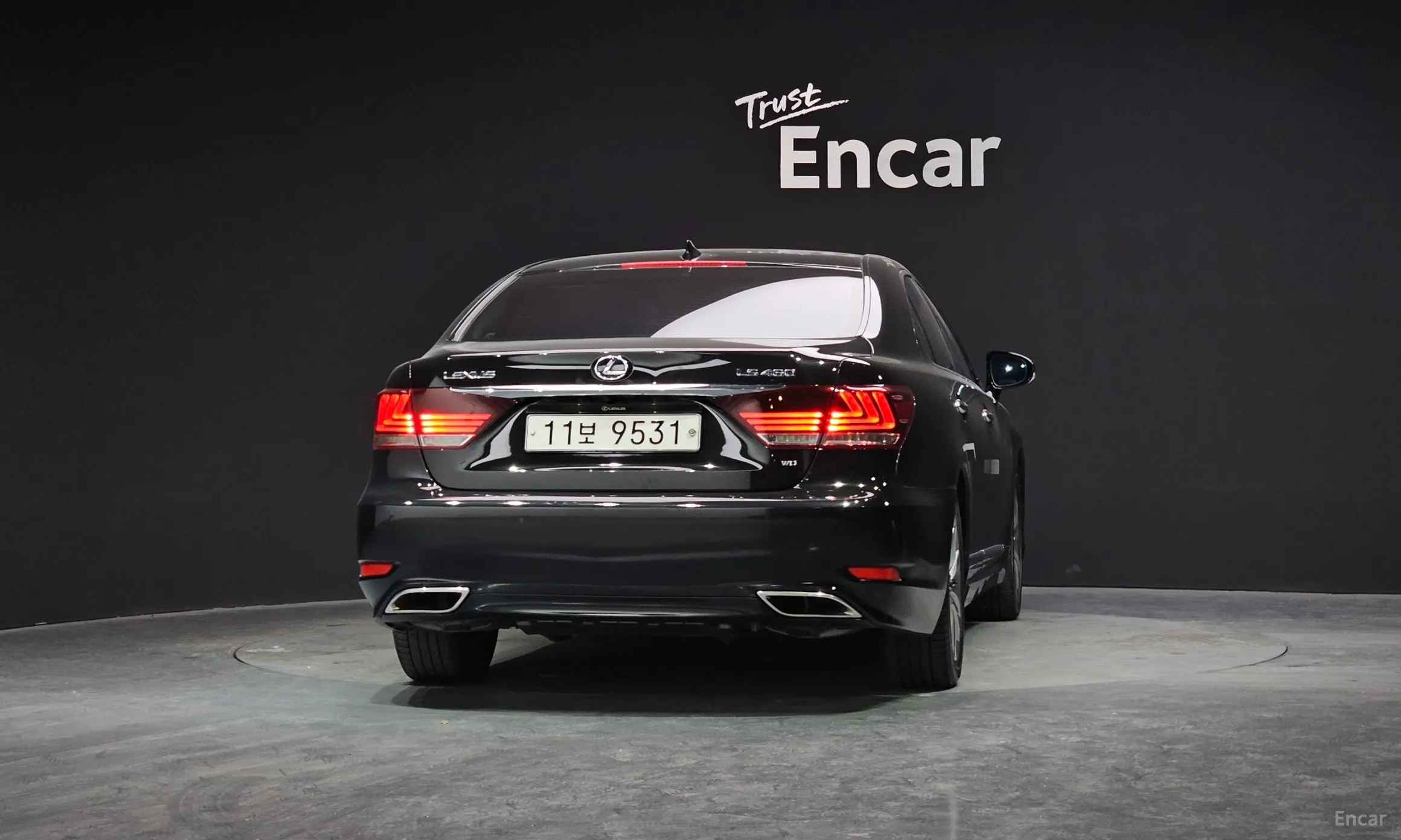 Lexus LS460 превью 4