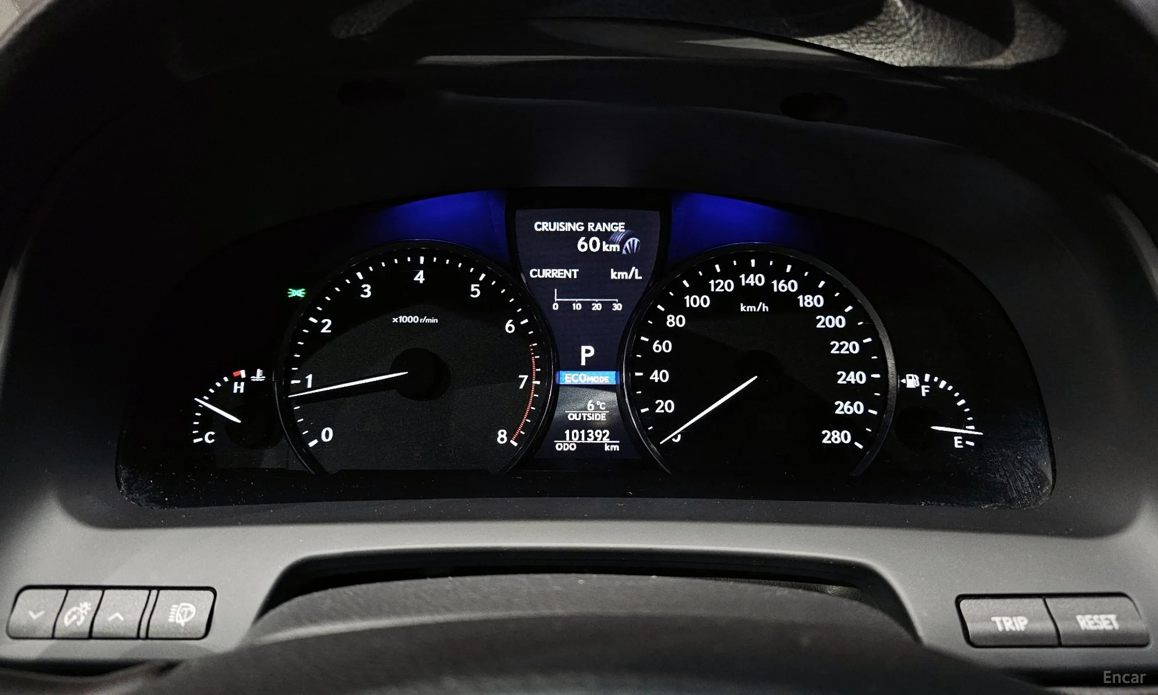 Lexus LS460 превью 8