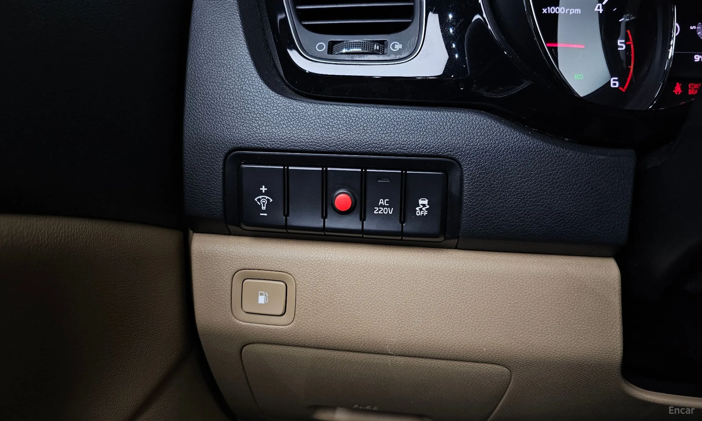 Kia Carnival превью 14