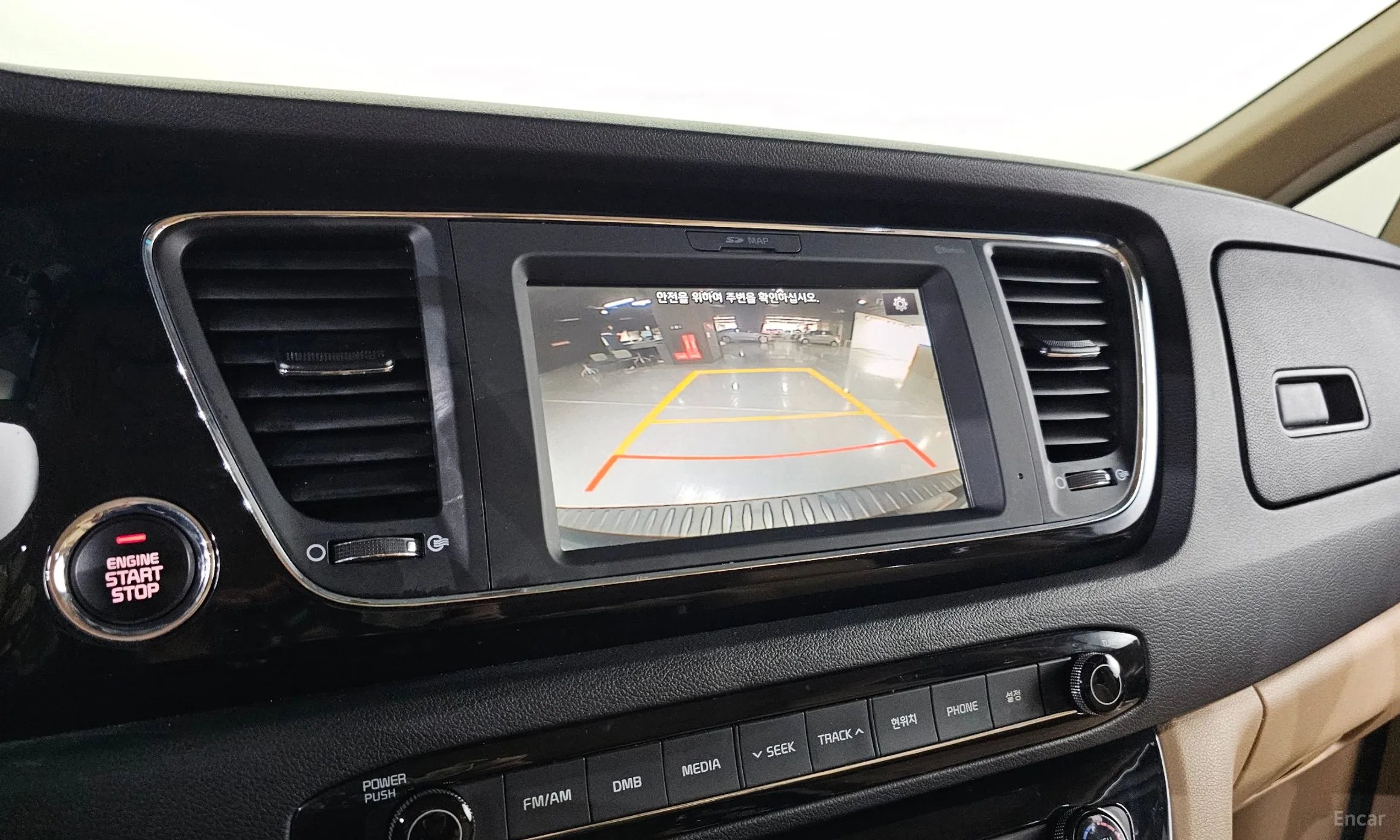 Kia Carnival превью 17
