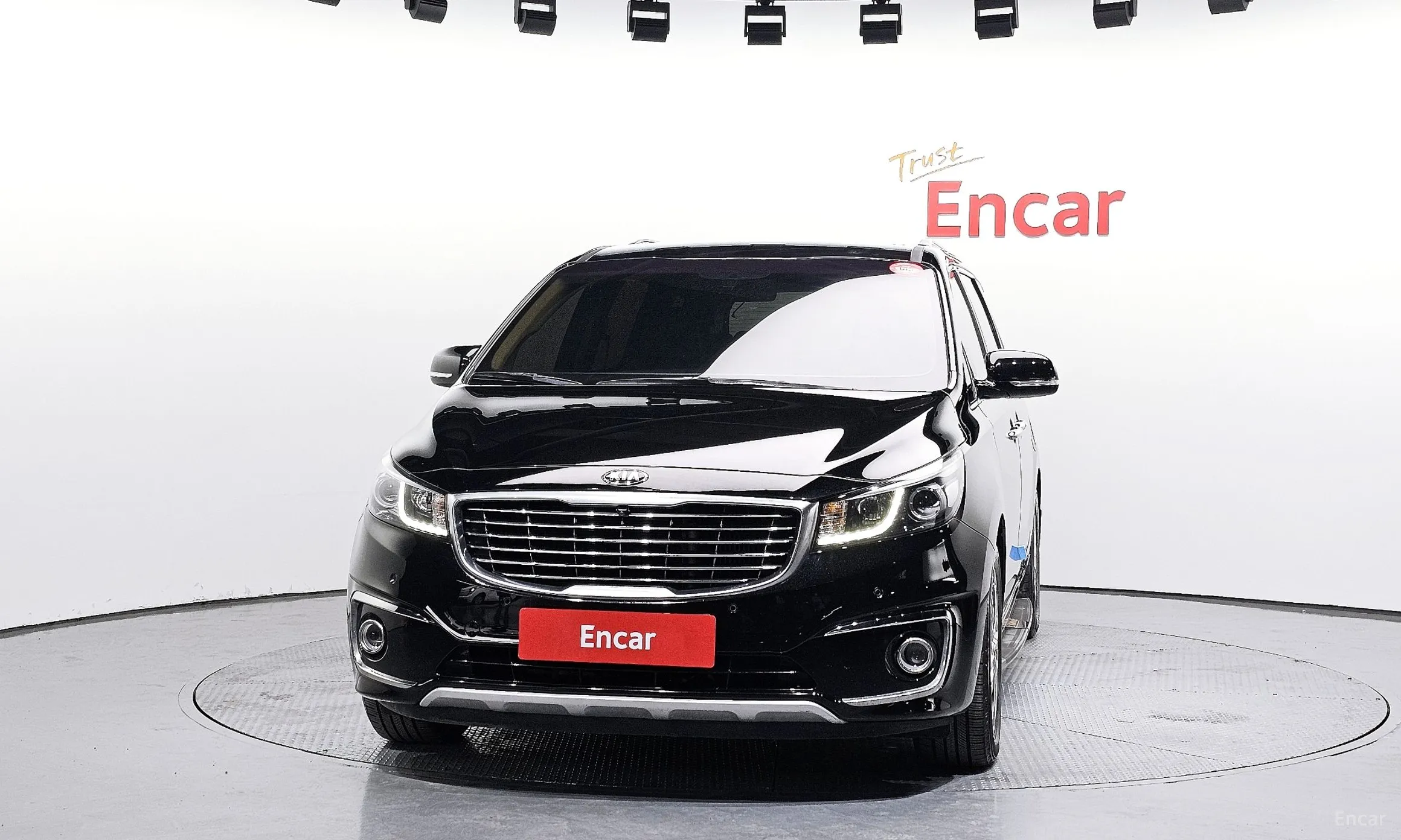 Kia Carnival превью 3