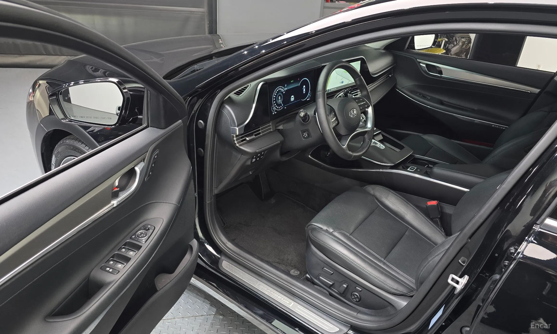Hyundai Grandeur IG превью 10